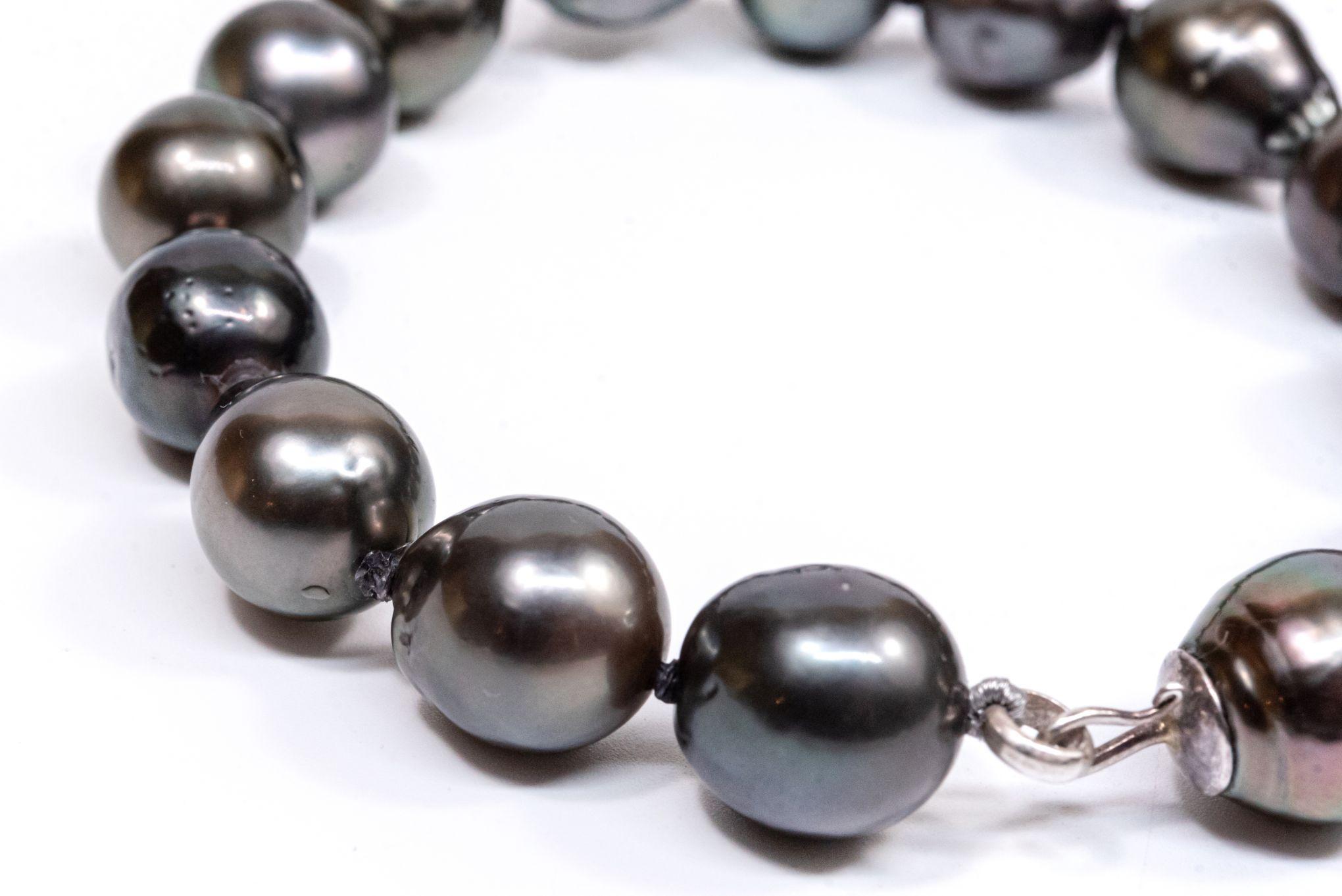 Sterling Silver Tahitian Pearls Beaded Bracelet For Sale 12