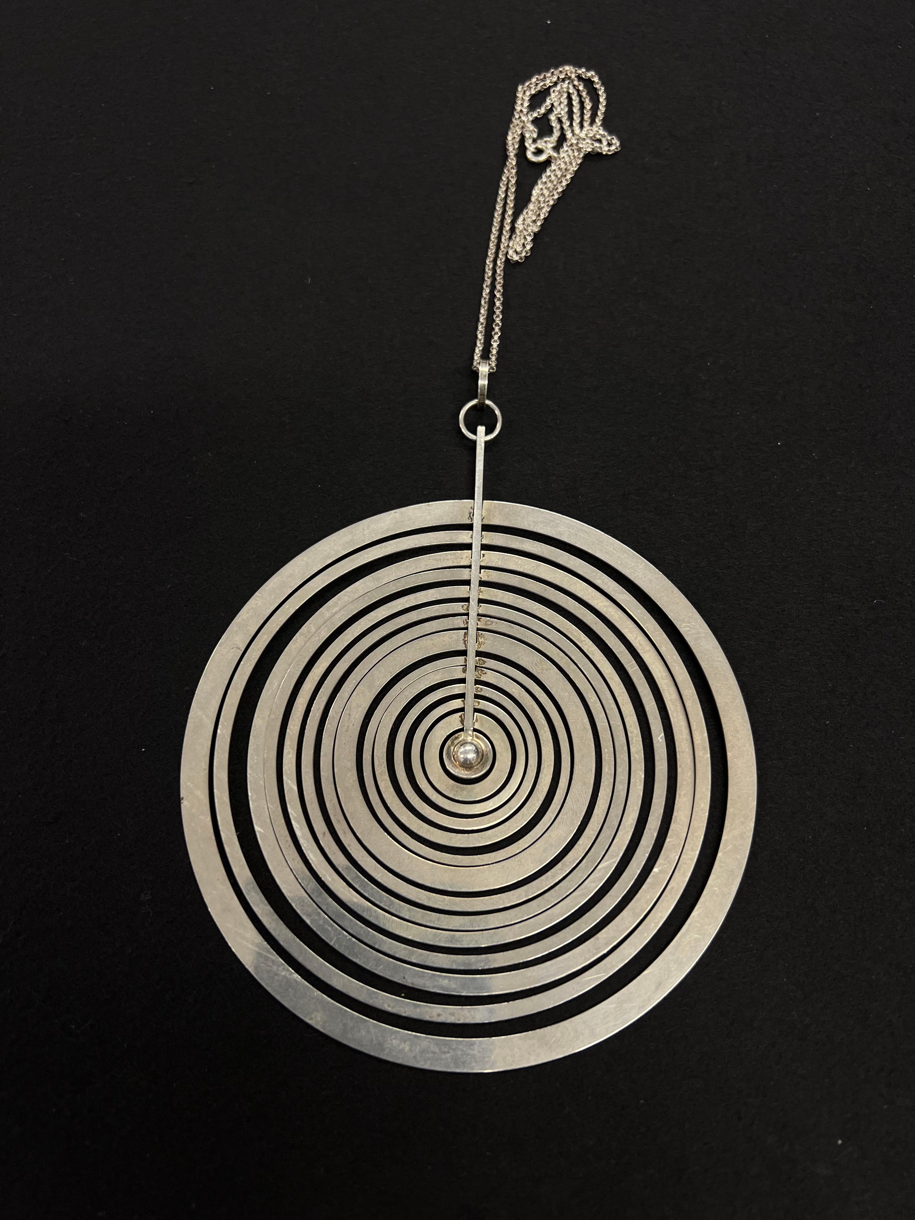 Halskette aus Sterlingsilber Tapio Wirkkala „Hopeakuu“ des Silbermondes 1971 im Angebot 3