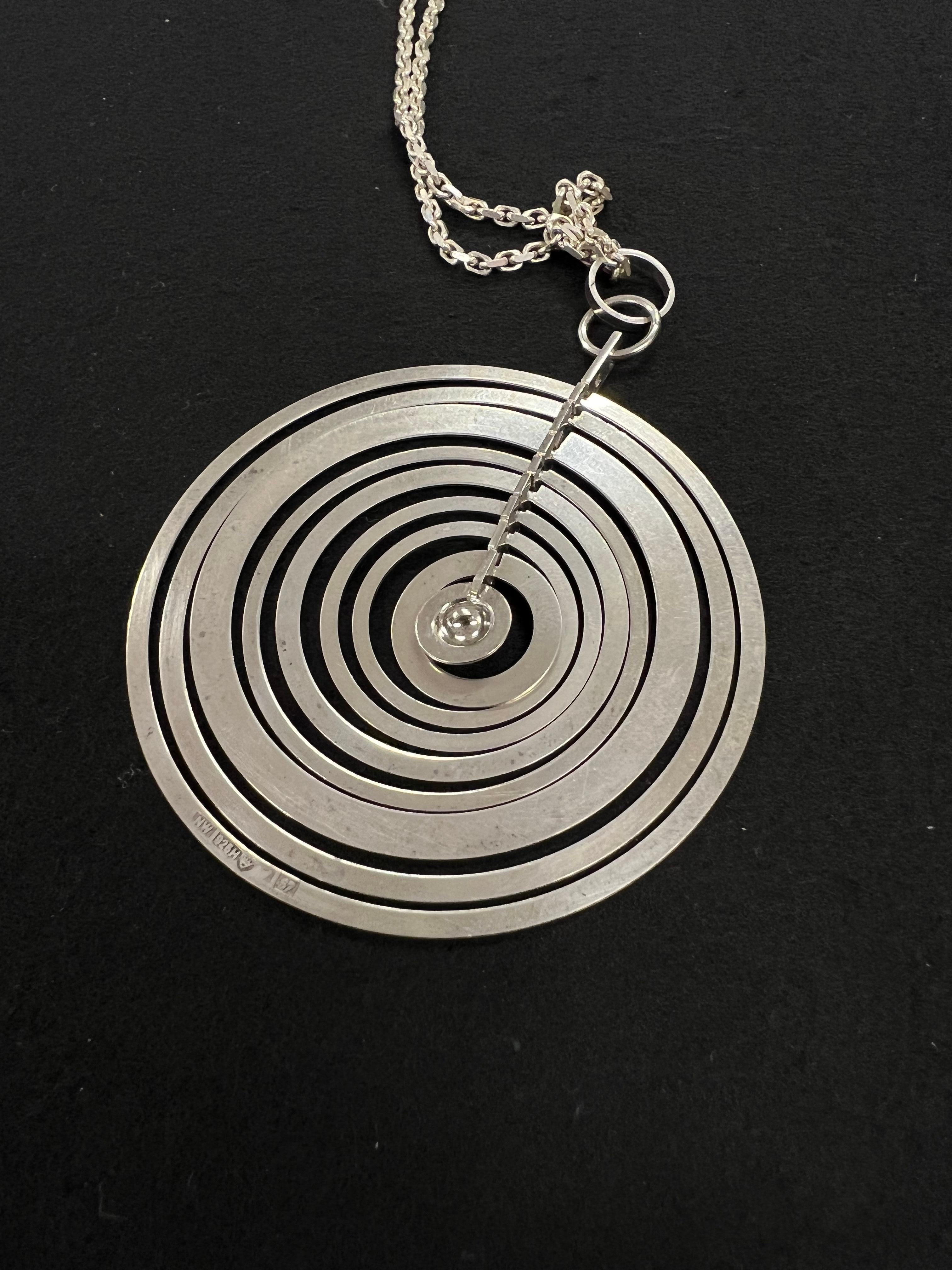 Pendentif en argent sterling Tapio Wirkkala Hopeakuu Le collier de lune en argent 1971 Bon état - En vente à Orimattila, FI