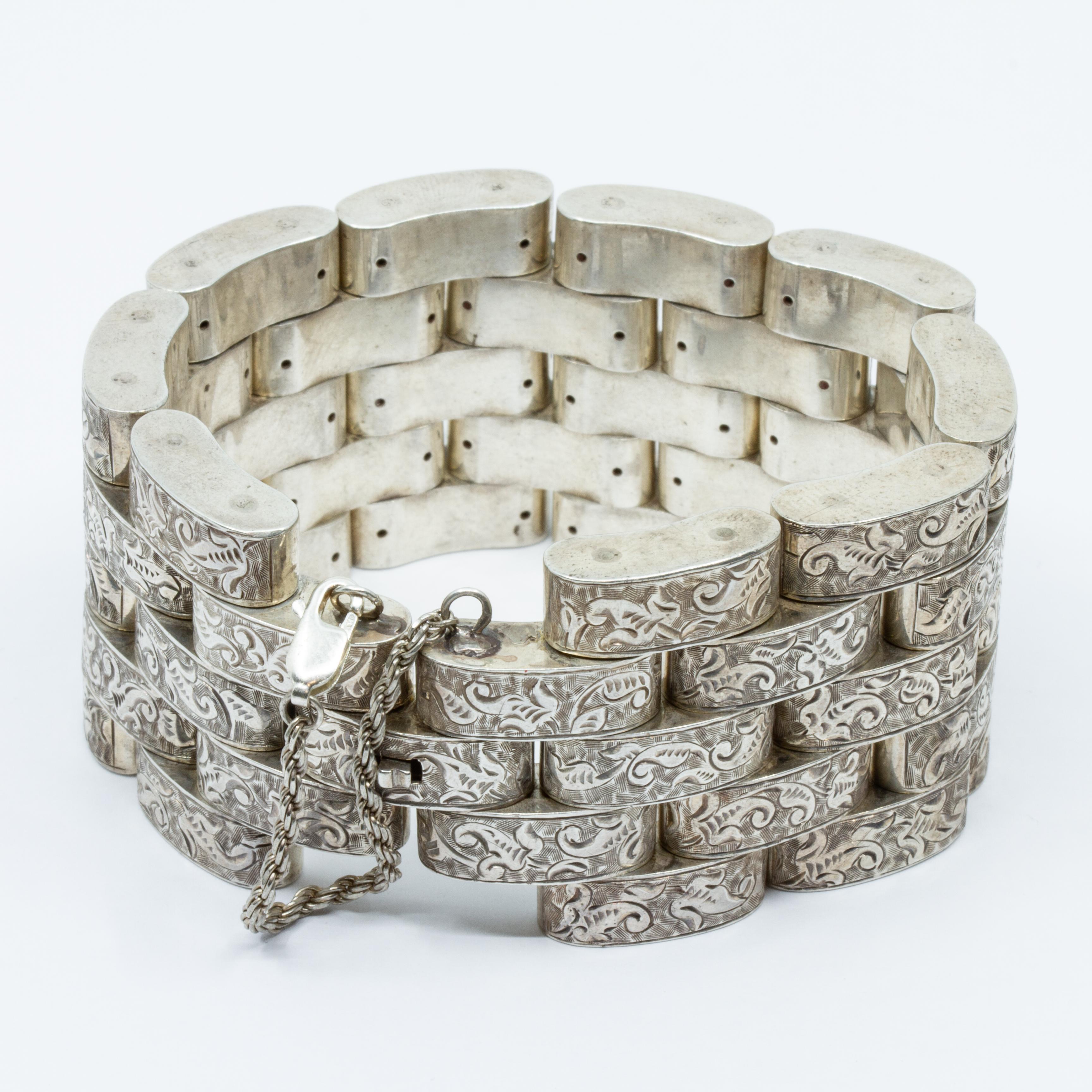 Sterling Silver Taxco Mexico Wide Hinged Bracelet, circa 1940 In Excellent Condition In Kingston, NY