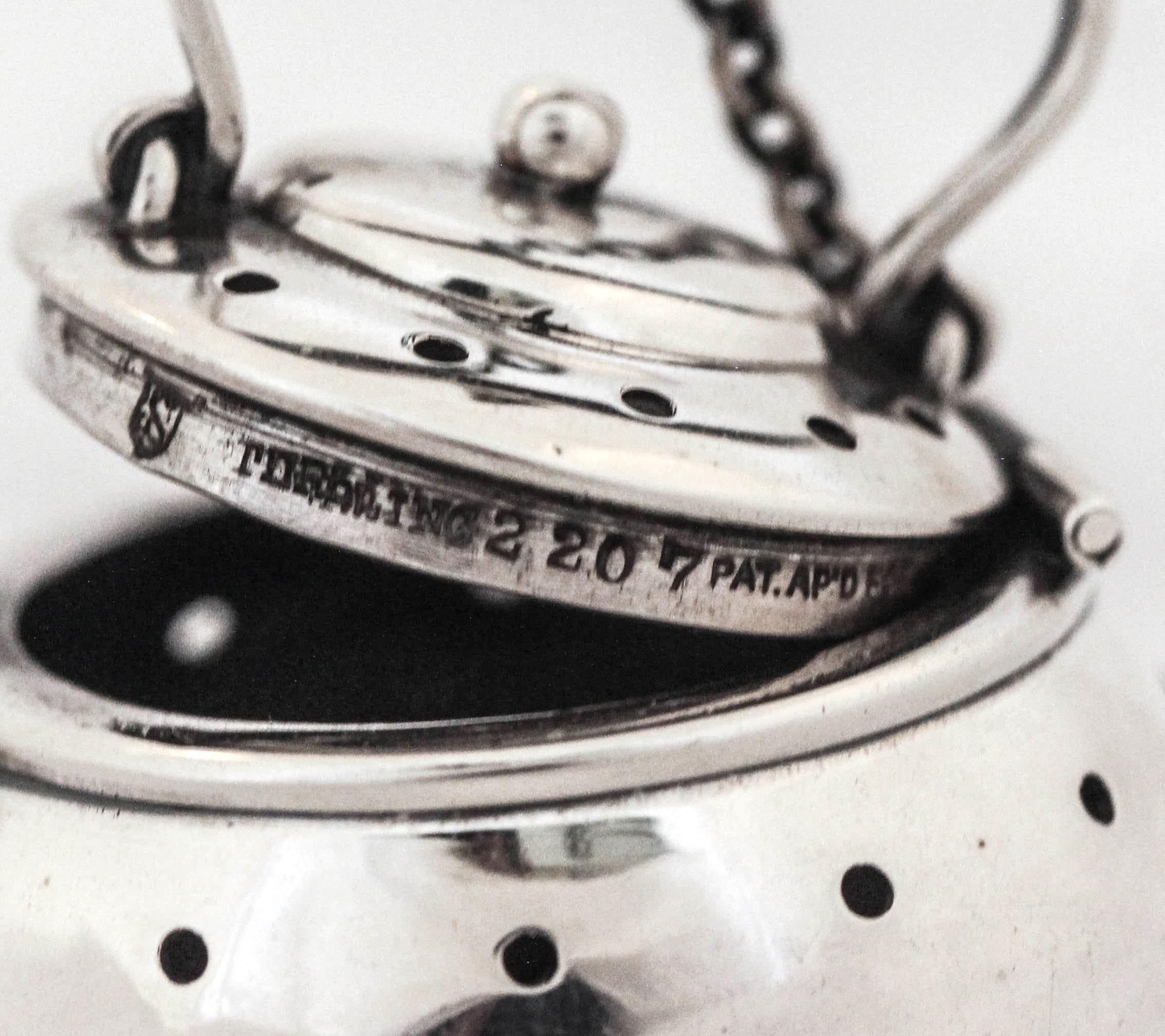 Bola de té de plata de ley Plata esterlina en venta