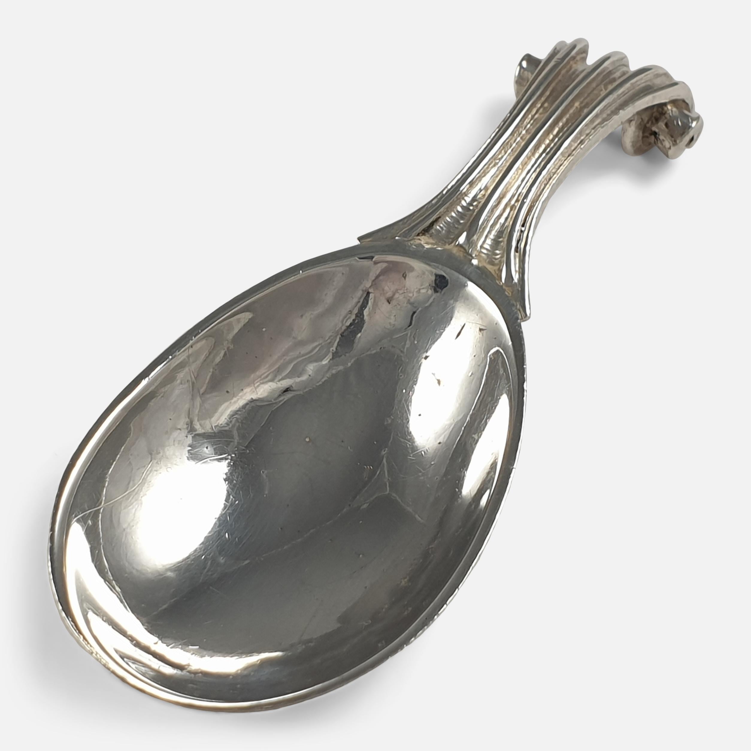 Sterling Silver Tea Caddy Spoon, Omar Ramsden, 1927 For Sale 2