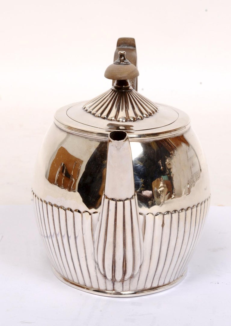 George III Sterling Silver Tea Pot by William Plummer, London, circa 1797 For Sale