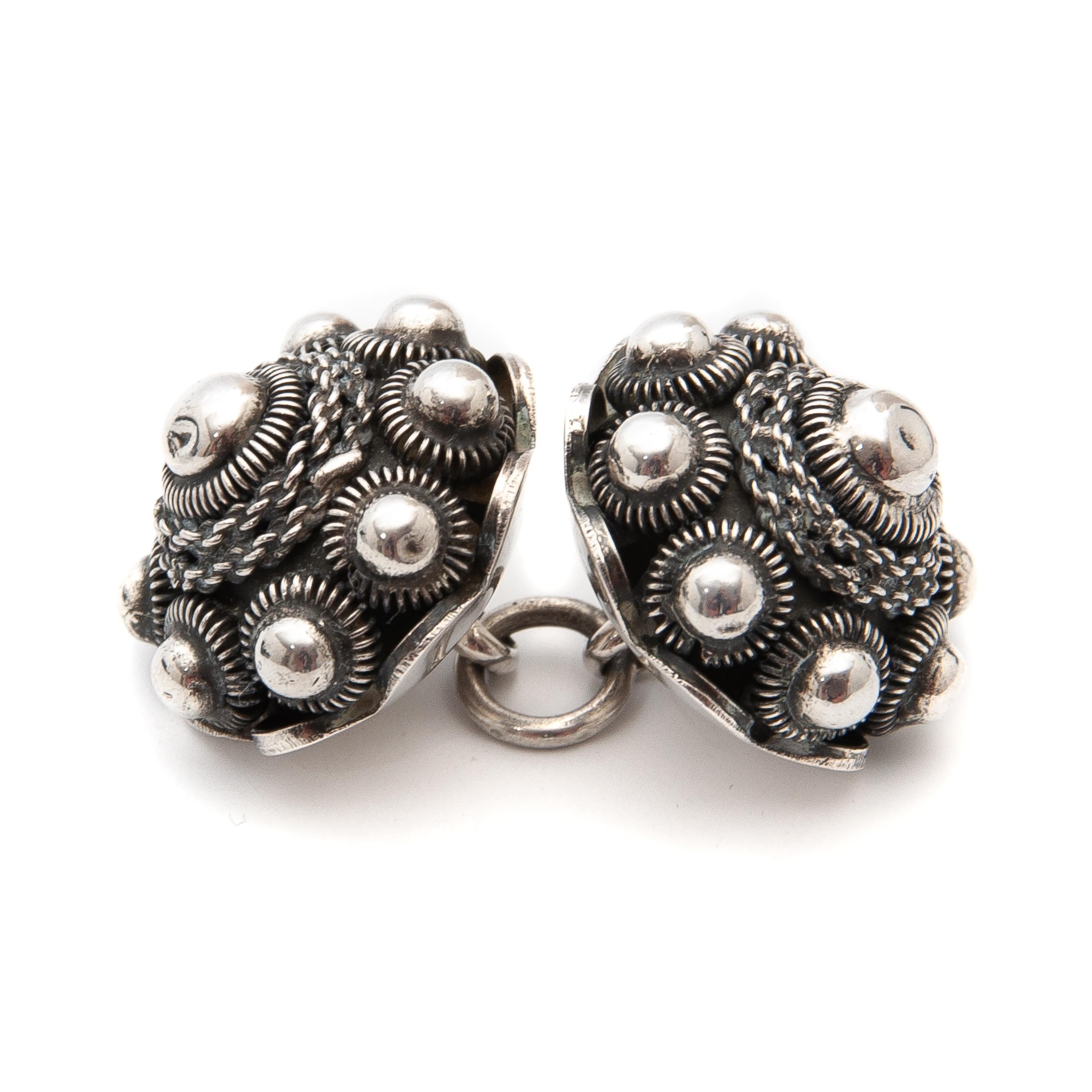 Antique Sterling Silver Throat Knots, Netherlands, 1900 In Good Condition For Sale In Rotterdam, NL