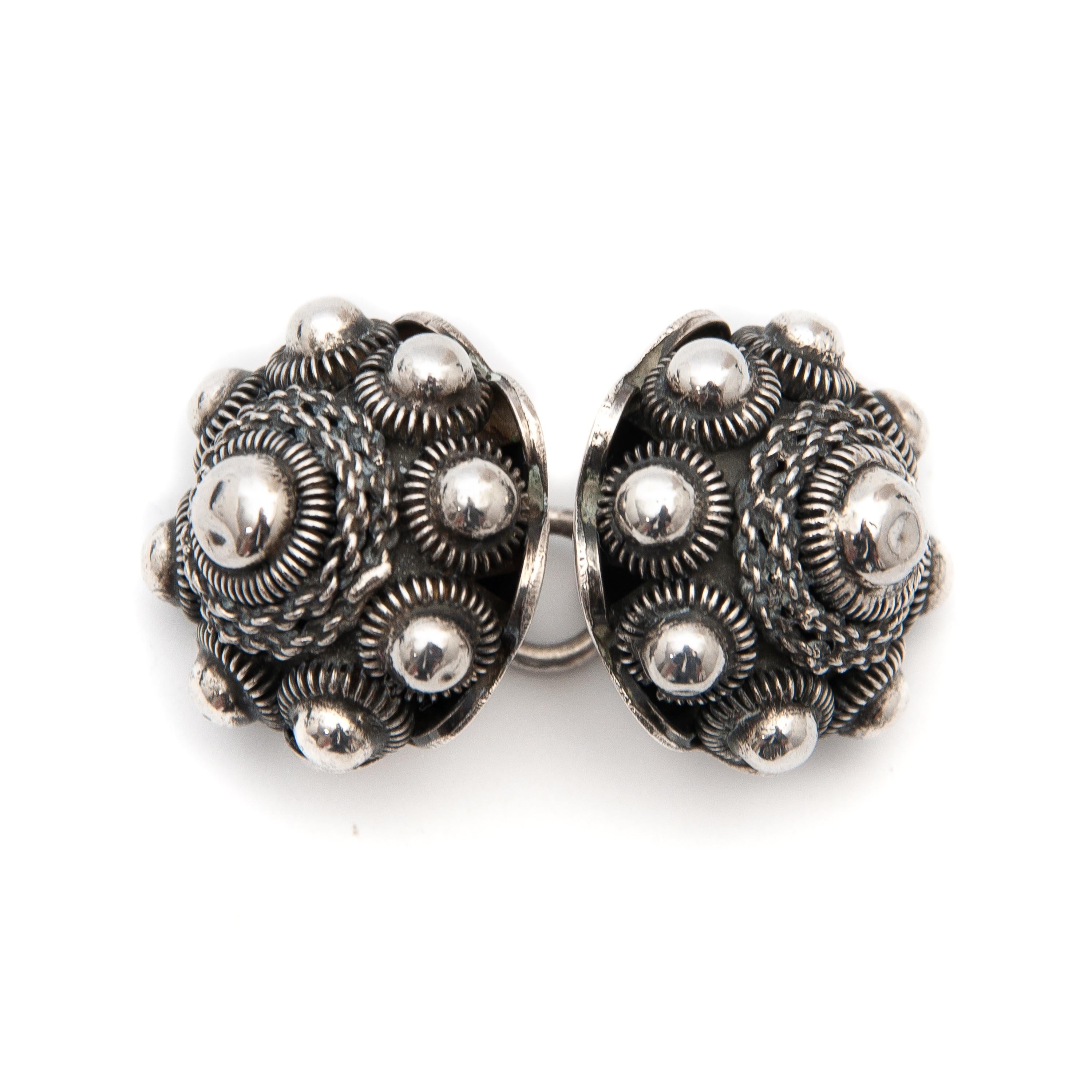 Antique Sterling Silver Throat Knots, Netherlands, 1900 For Sale 1