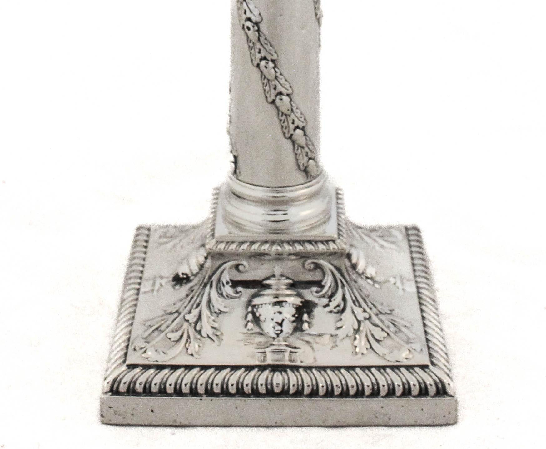 Candeleros Tiffany de plata de ley Fines del siglo XIX en venta