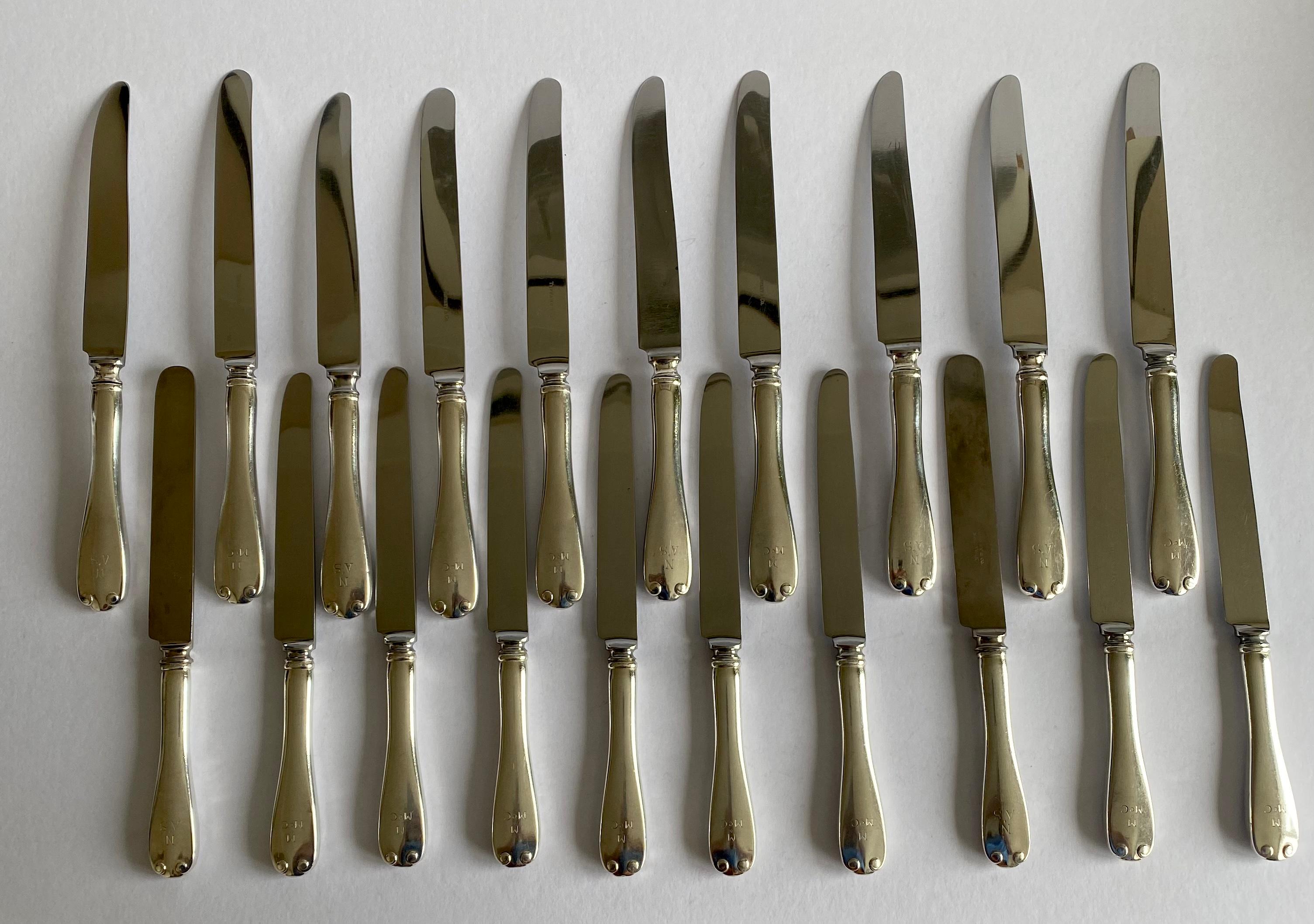 Sterling Silver Tiffany & Co 118 Piece Canteen Cutlery Flemish Pattern Art Deco In Good Condition In London, GB