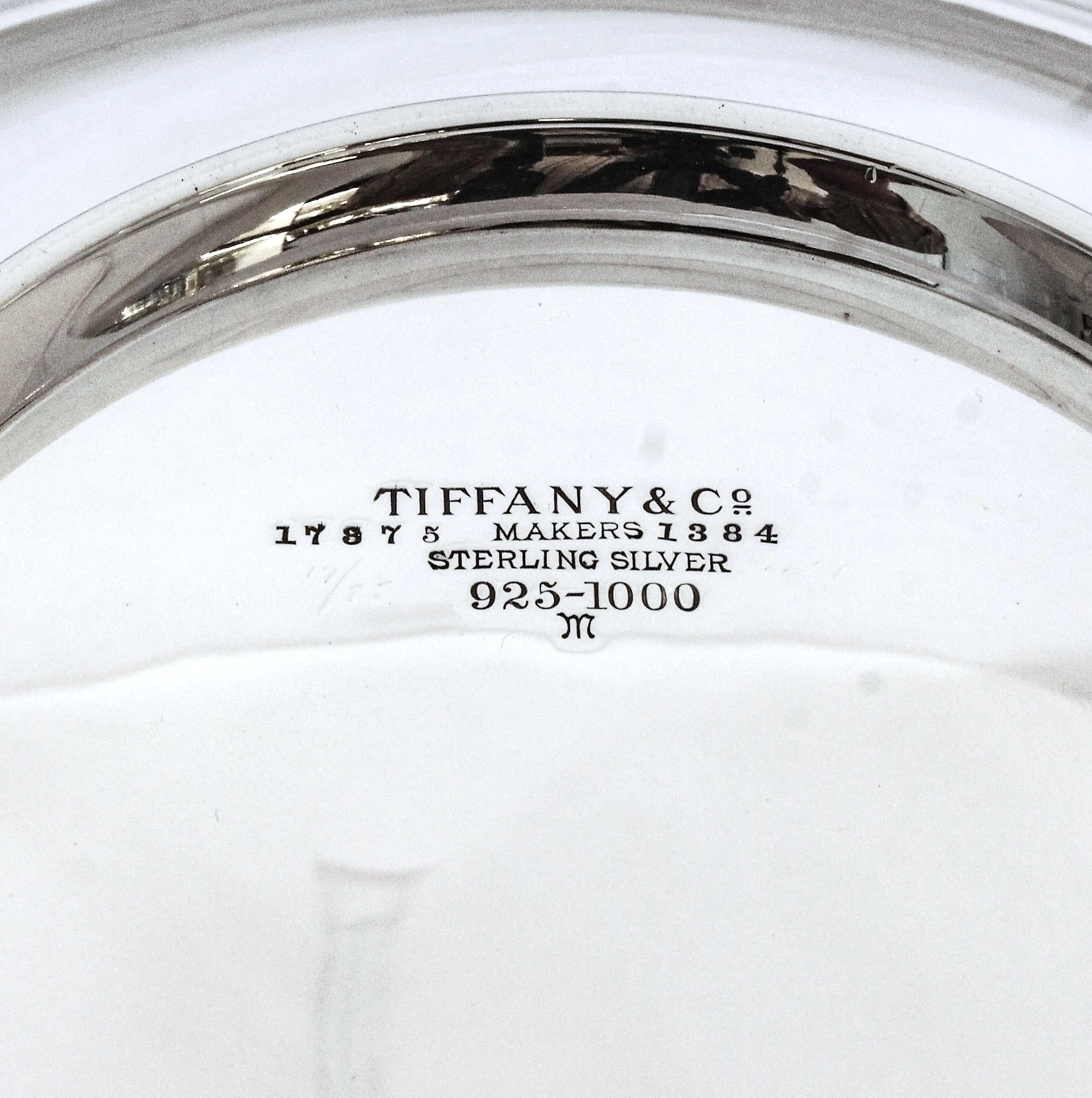 Cuenco de plata de ley Tiffany & CO. mediados del siglo XX en venta