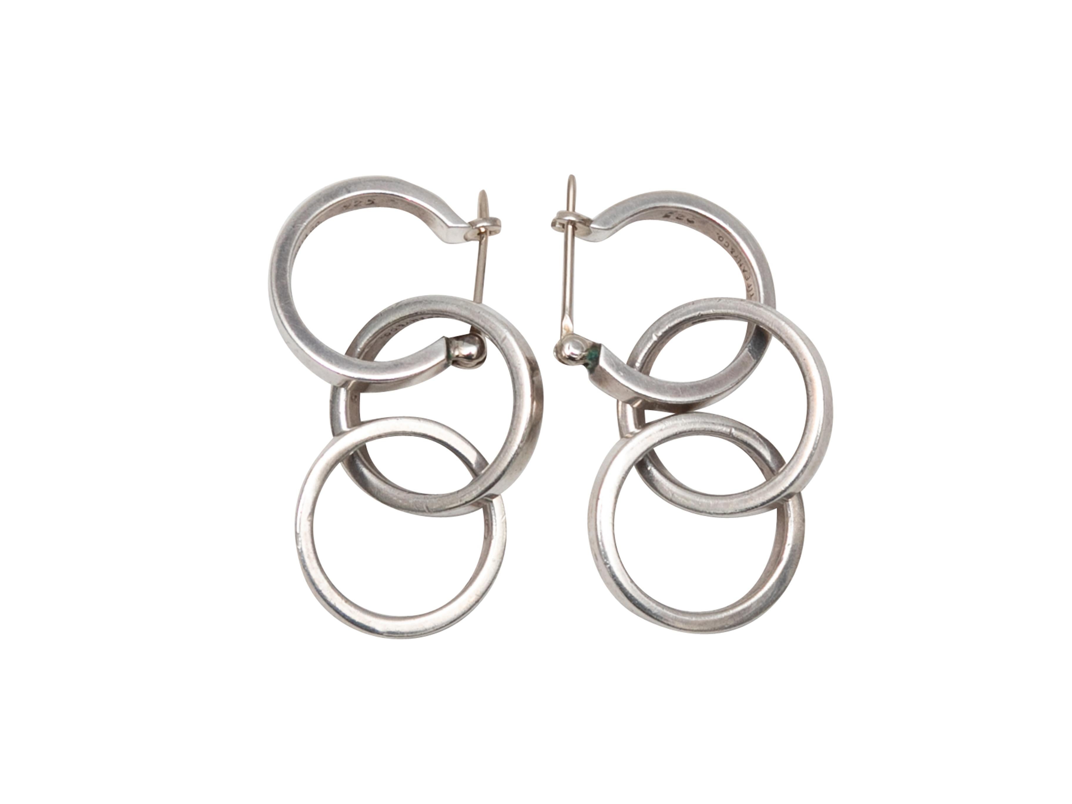 Dettagli del prodotto: Orecchini a cerchio triplo Paloma Picasso for Tiffany & Co. in argento 925. Larghezza 0,5