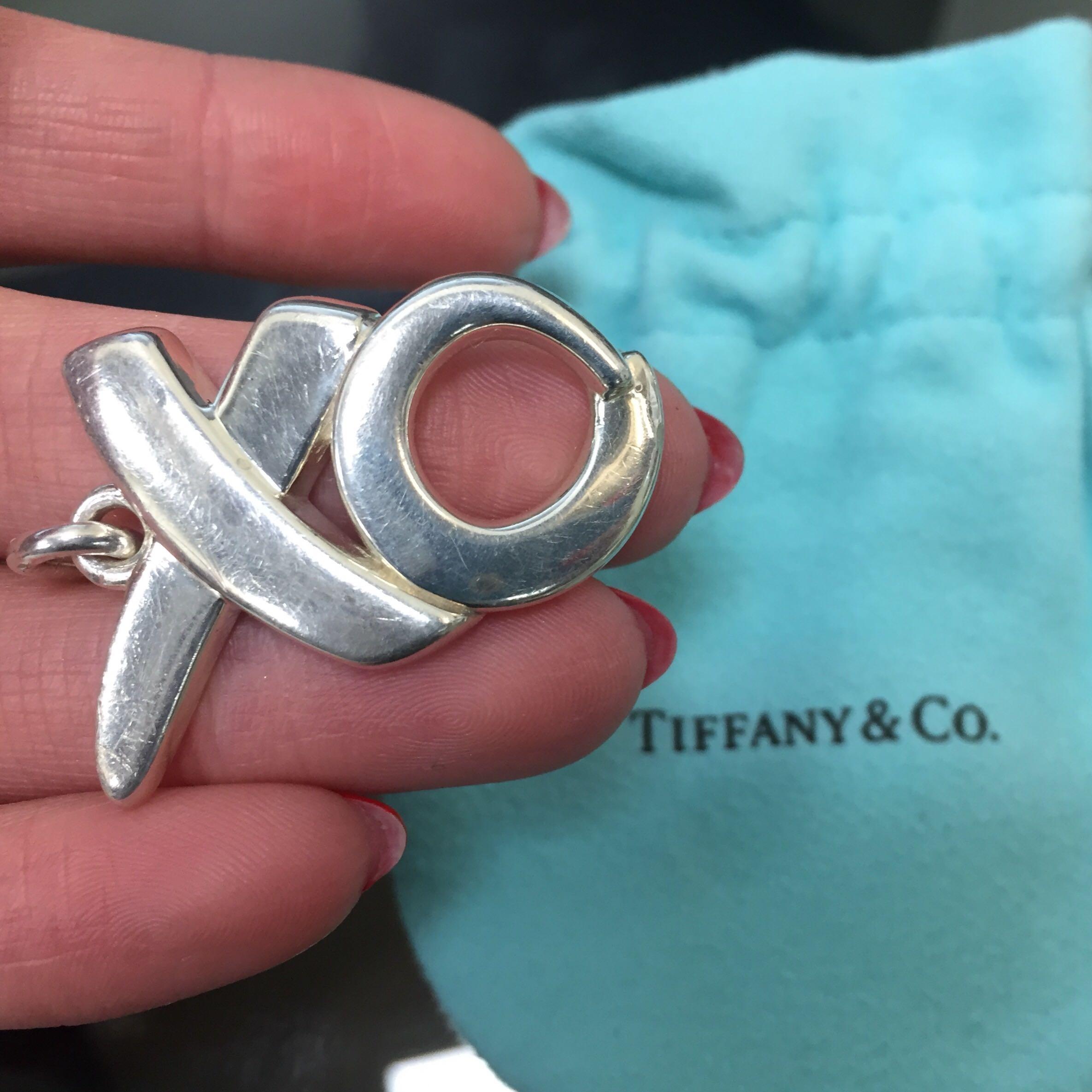 Sterling Silver Tiffany & Co. XO Paloma Picasso Pendant Charm In Good Condition In New York, NY
