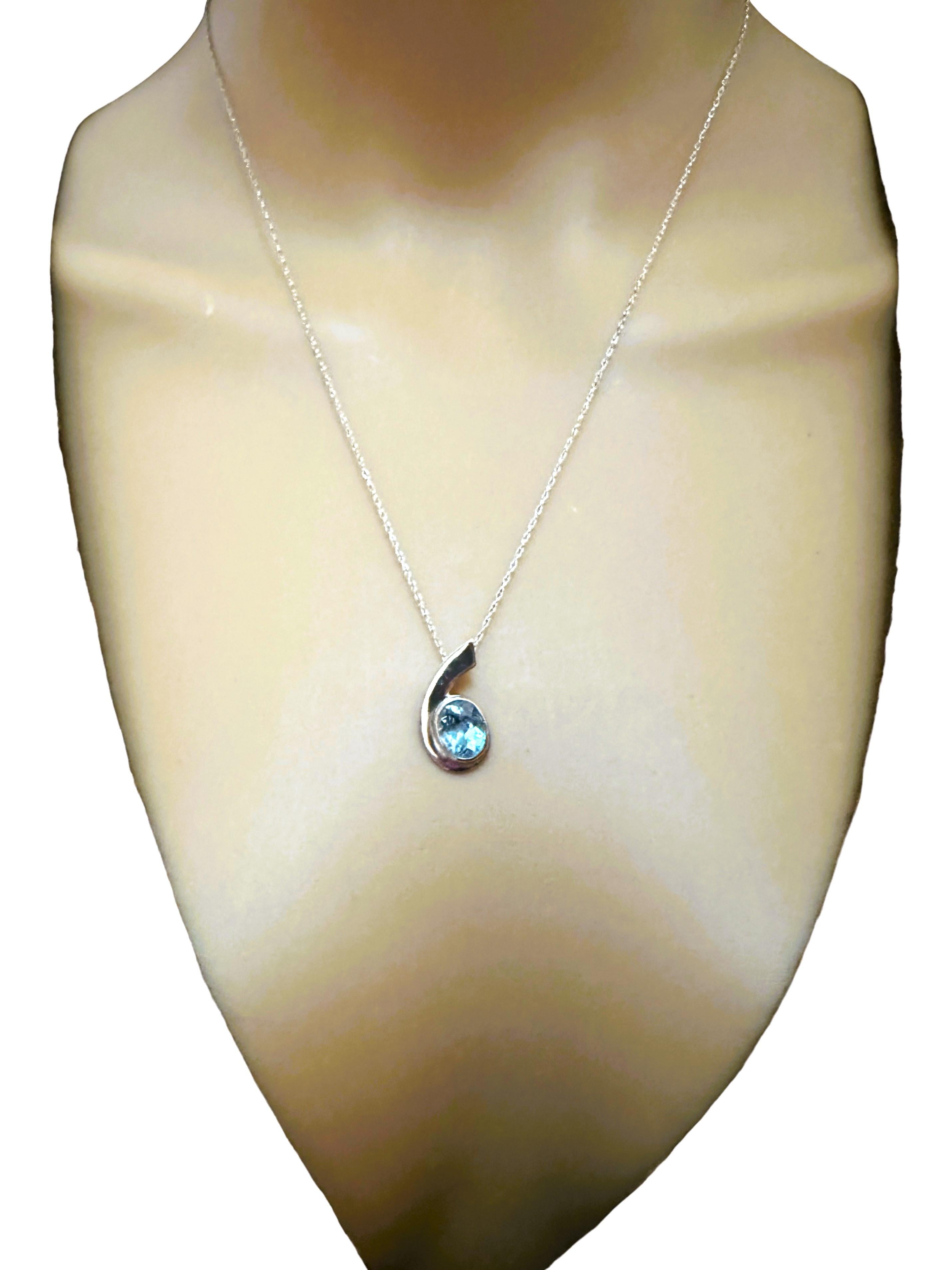 Oval Cut Sterling Silver Topaz Necklace & Earrings Set 19 Inches For Sale