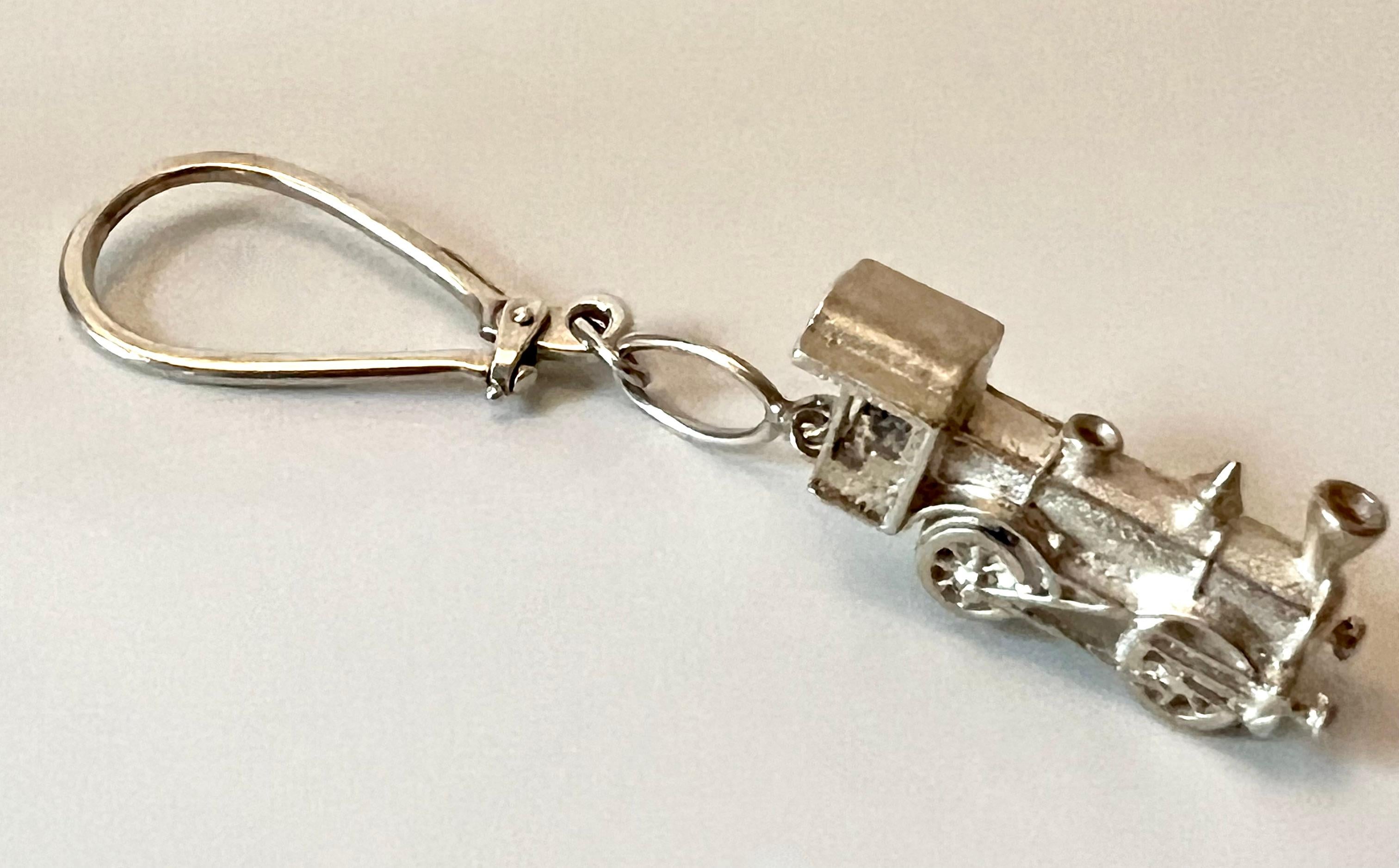 Sterling Silver Train Keychain In Good Condition For Sale In Los Angeles, CA