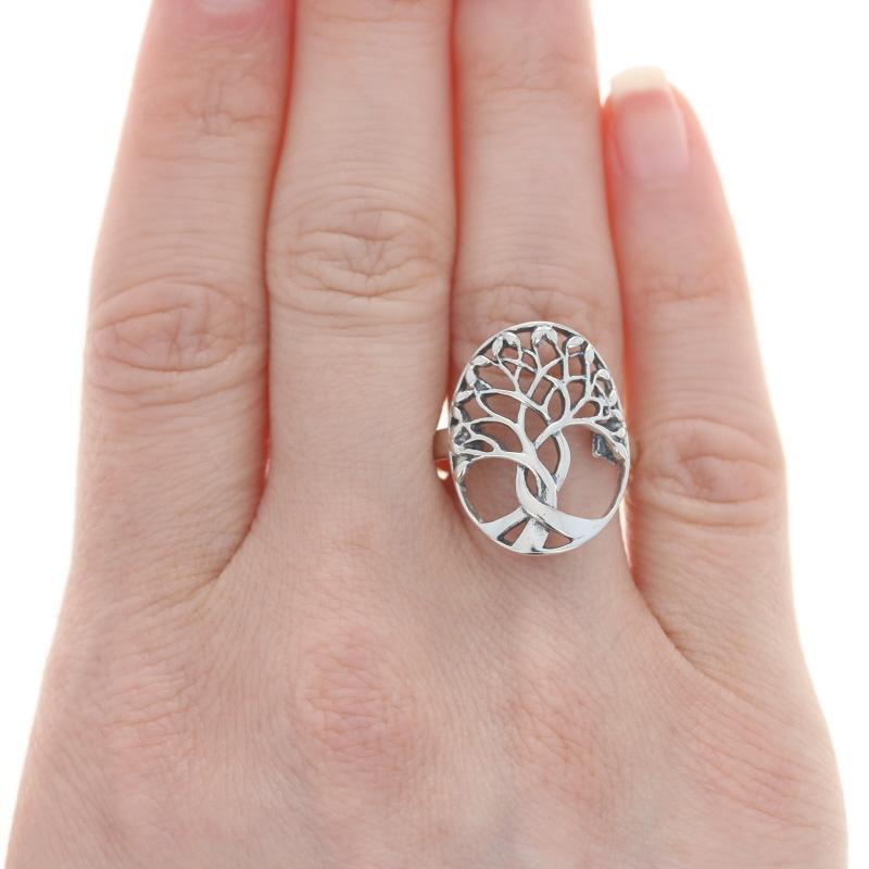 Sterling Silver Tree of Life Statement Ring - 925 Family Love Woven In Excellent Condition For Sale In Greensboro, NC