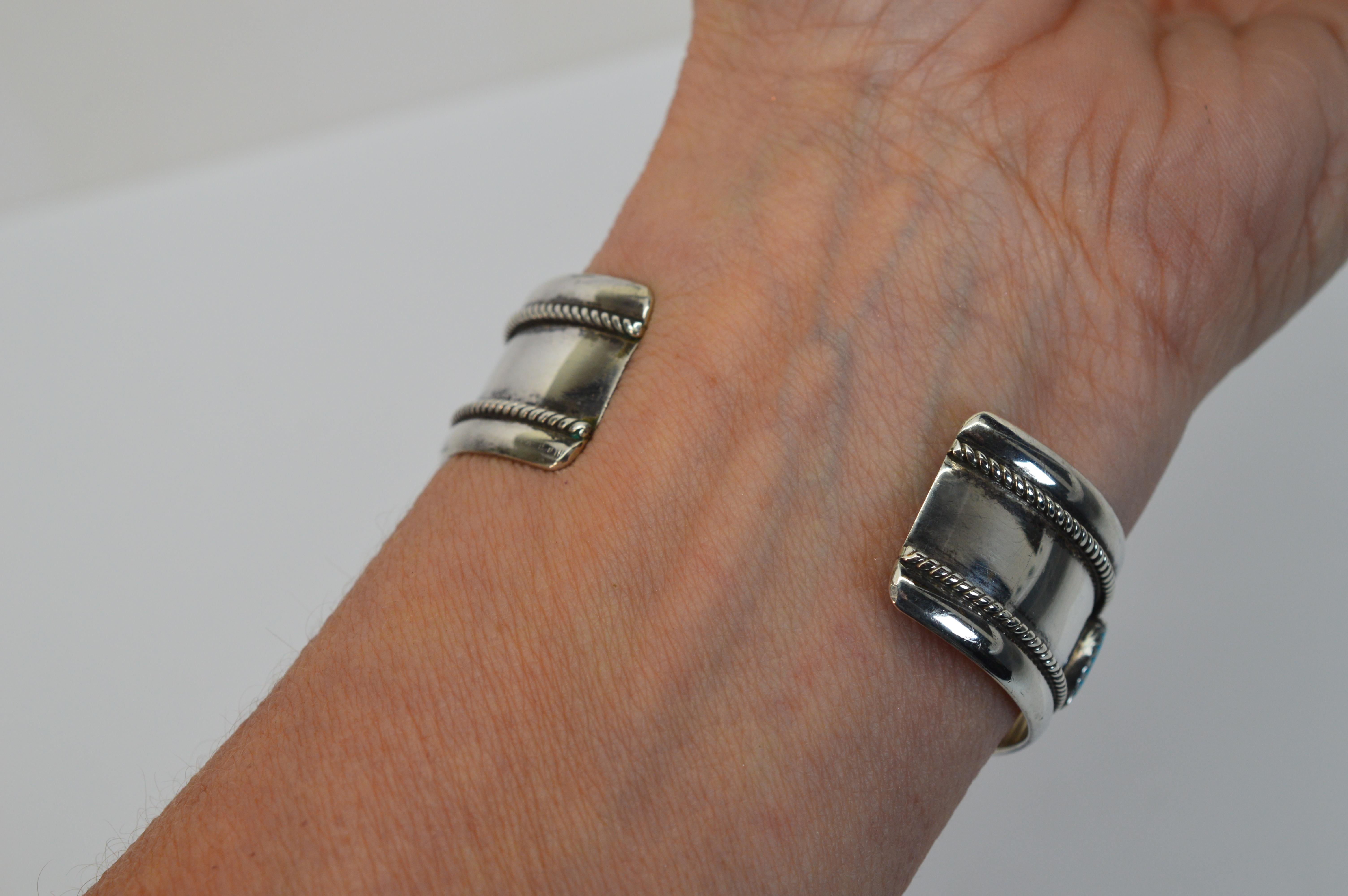 Manschettenarmband aus Sterlingsilber mit Türkis 1