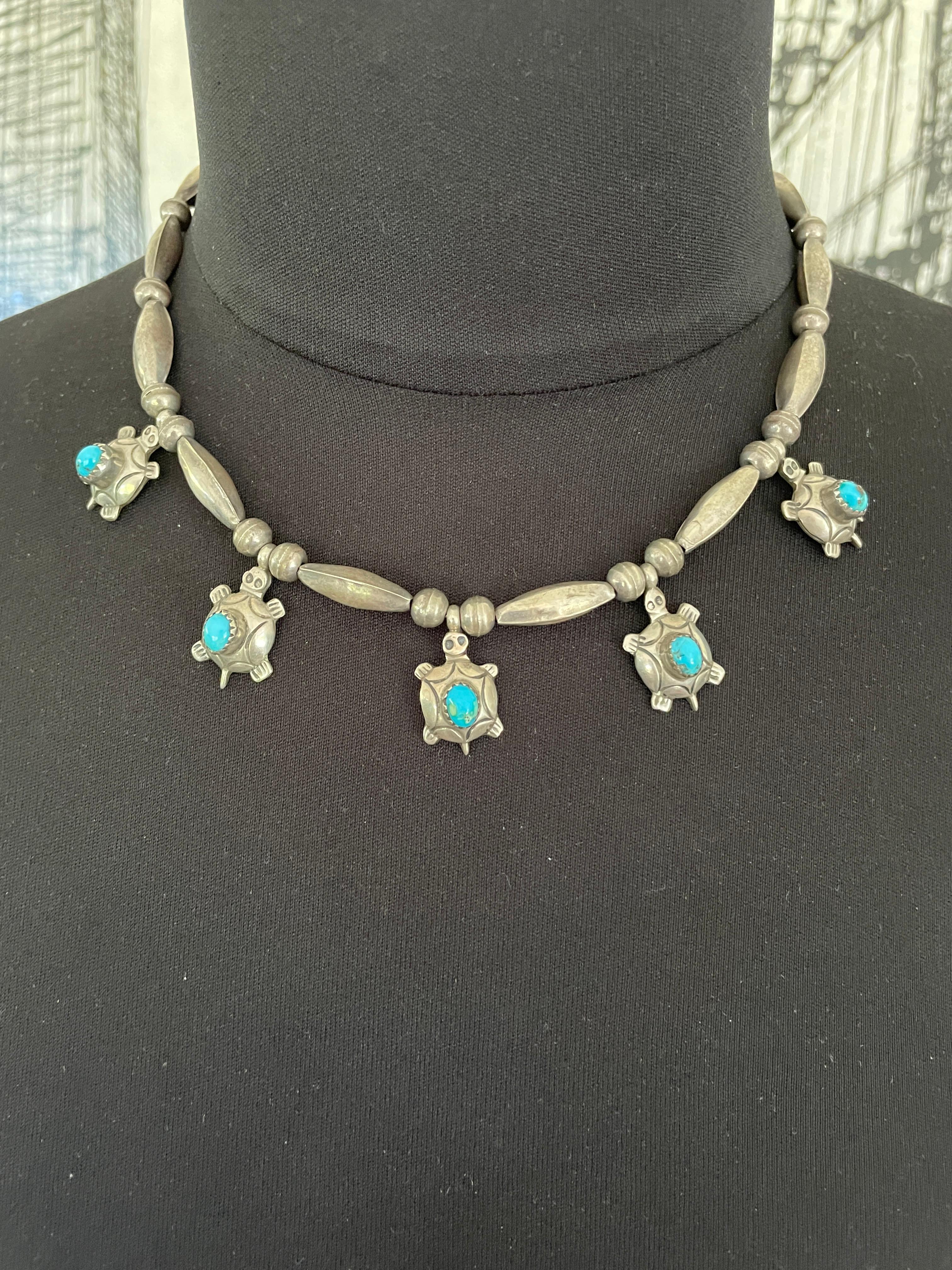 Fetisch-Halskette aus Sterlingsilber mit türkisfarbener Schildkröte, Old Pawn, amerikanische Ureinwohner im Angebot 4