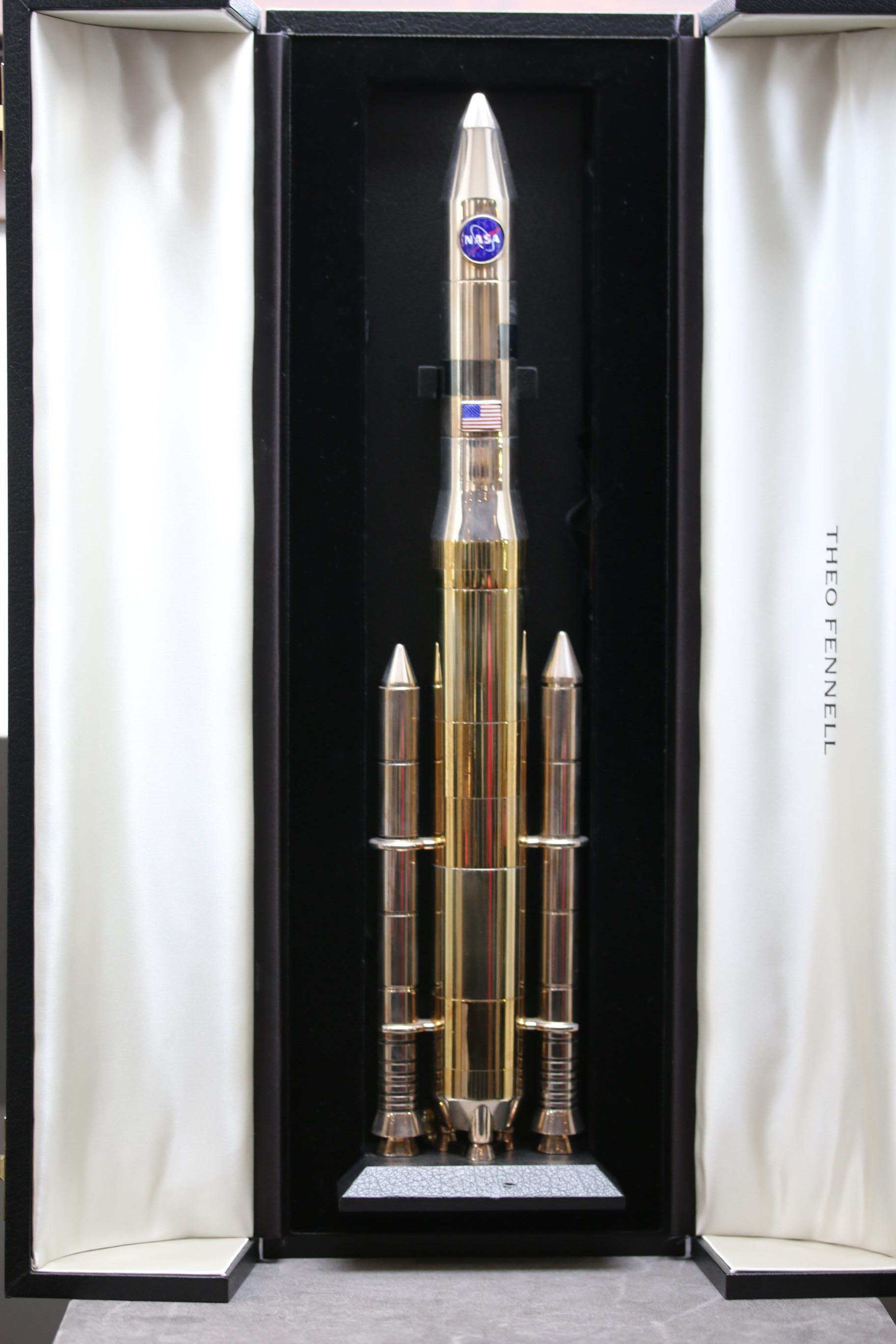 Sterling Silver USA Ares V-Space Shuttle Tequila Shot Set and Case In New Condition For Sale In London, GB