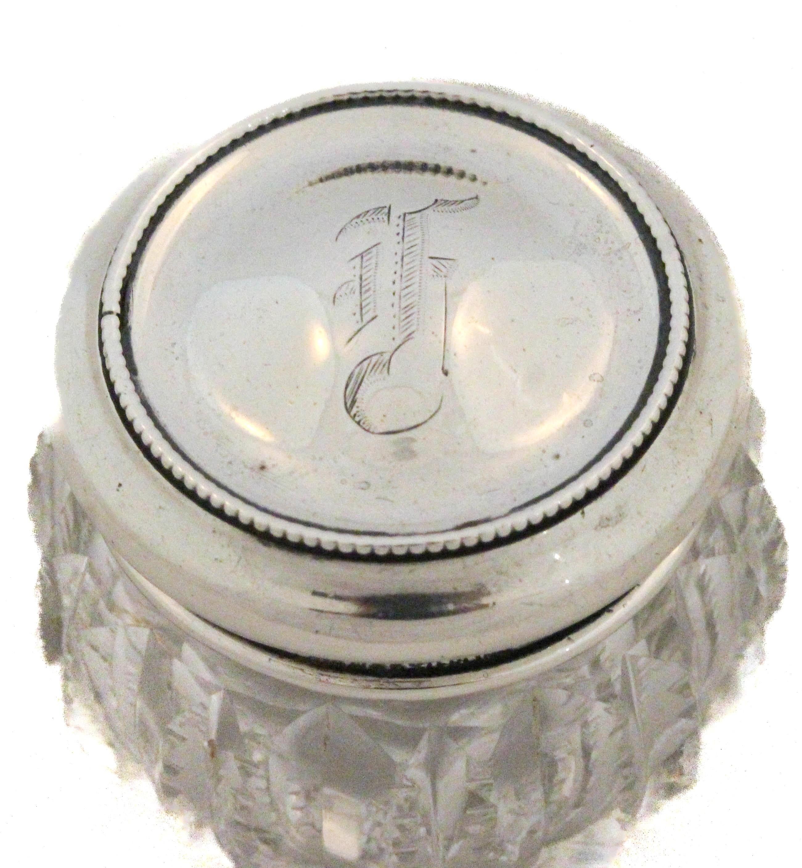 Vaso per vanità in argento 925 In condizioni ottime in vendita a Brooklyn, NY