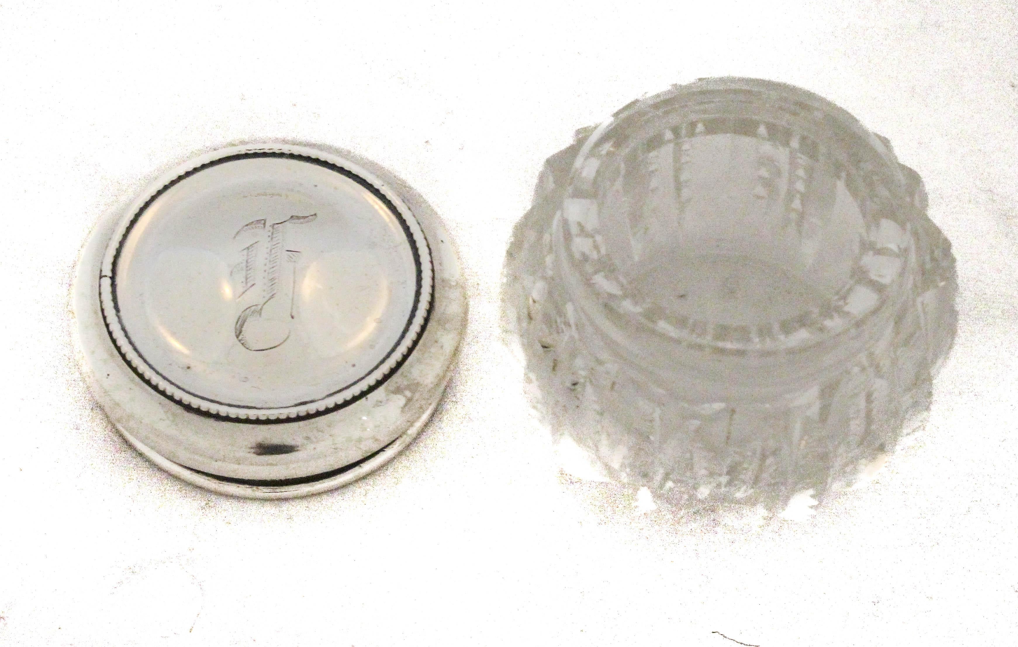Fine XIX secolo Vaso per vanità in argento 925 in vendita