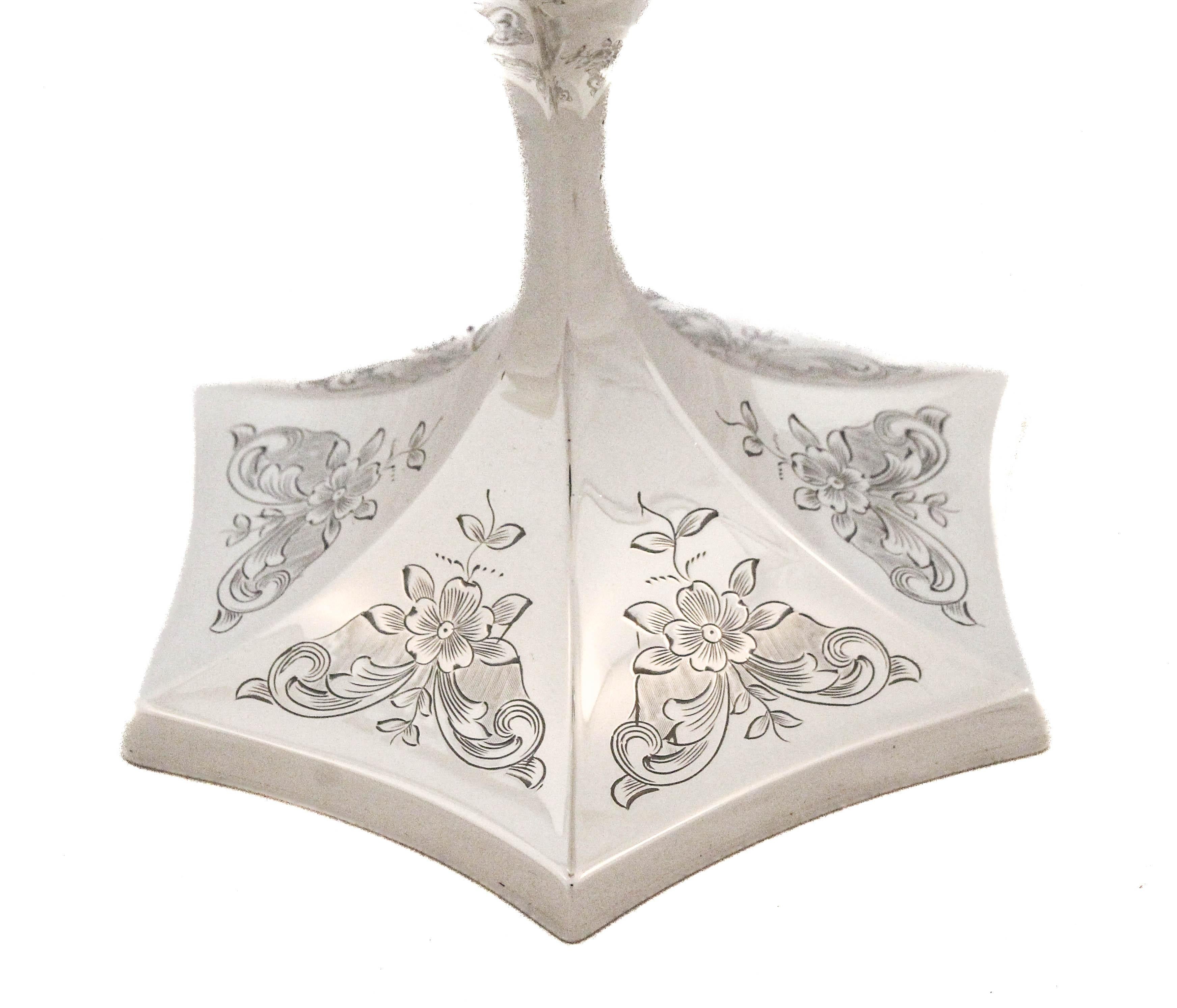 Vase aus Sterlingsilber im Zustand „Hervorragend“ im Angebot in Brooklyn, NY