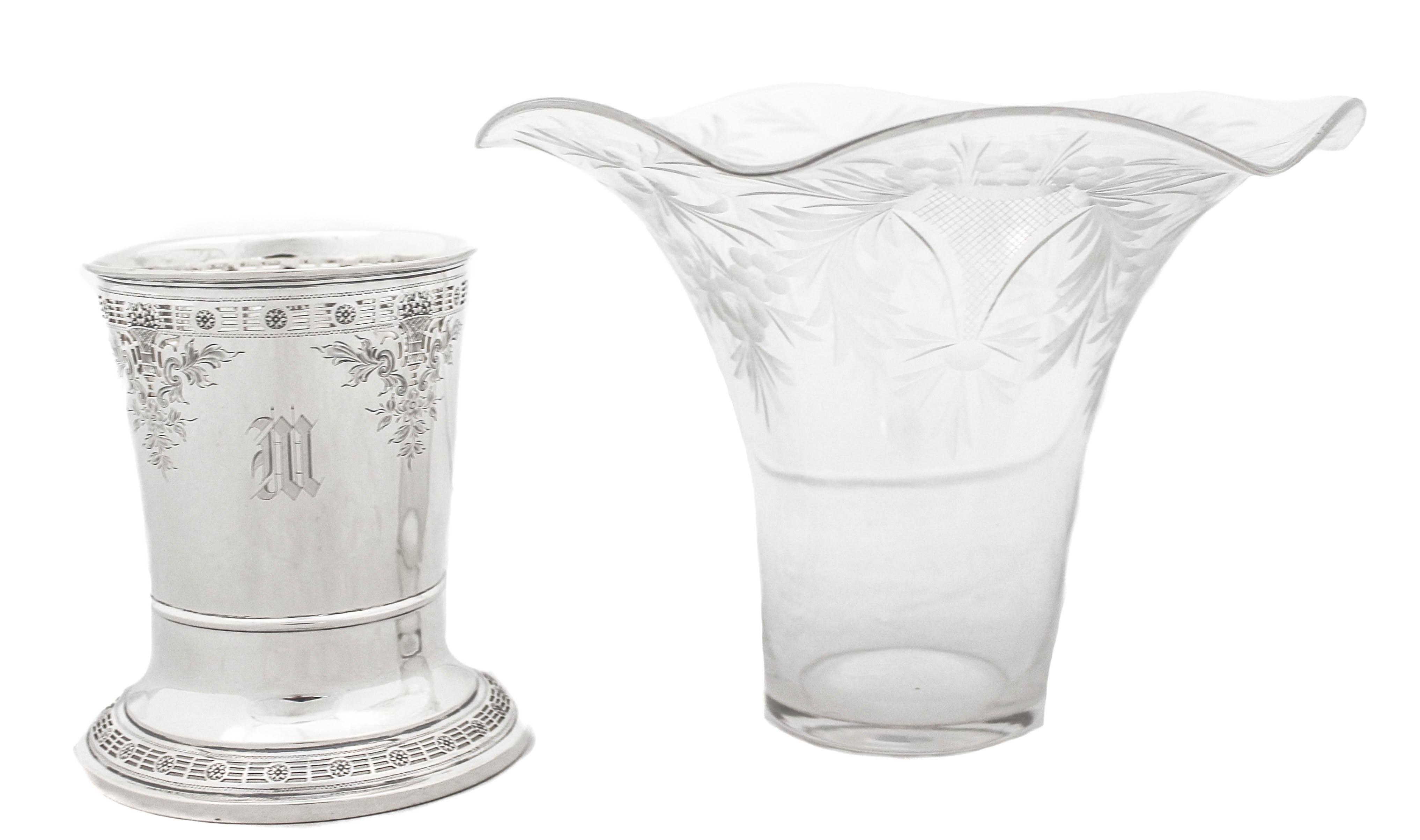 Vase aus Sterlingsilber (Frühes 20. Jahrhundert) im Angebot