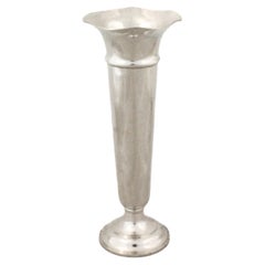 Jarrón de plata de ley
