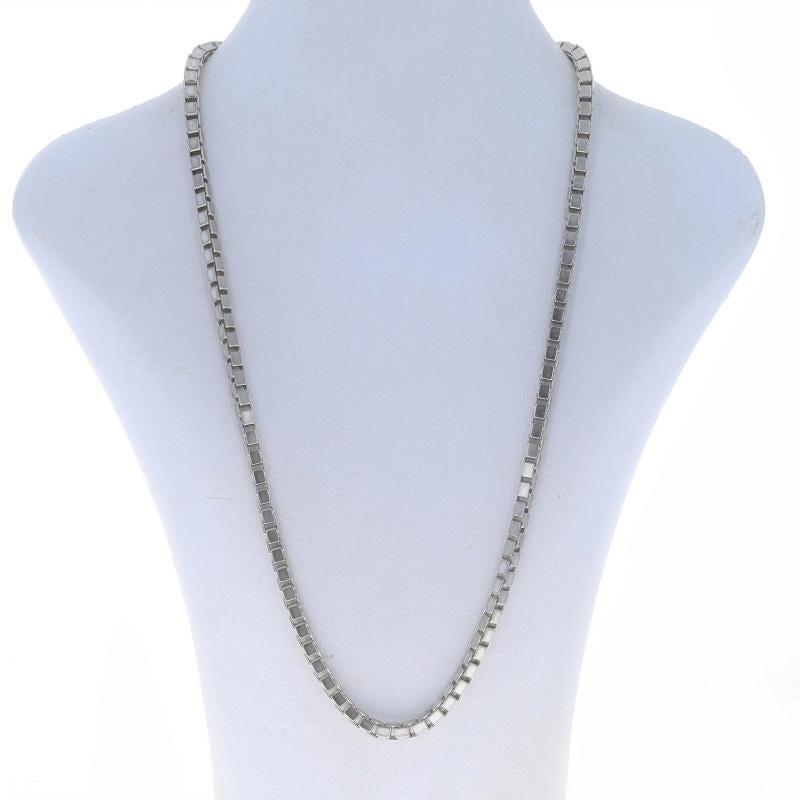 Sterling Silver Venetian Box Chain Necklace 22