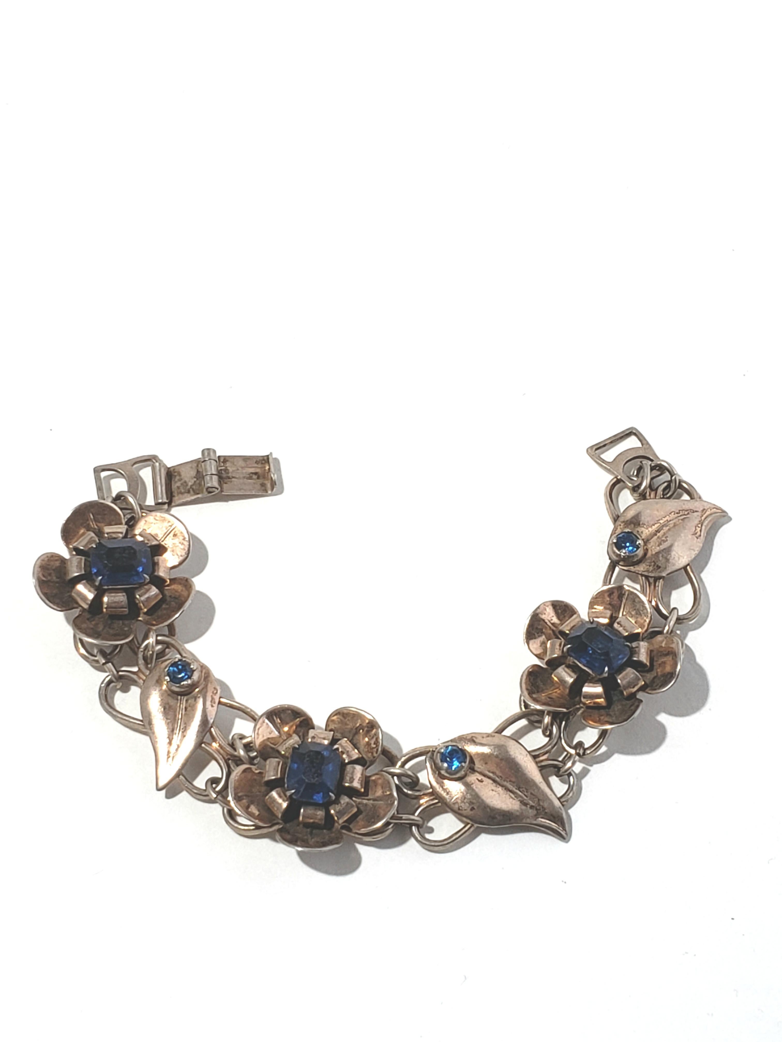 Sterling Silver Vermeil Flower Link Blue Stone Bracelet In Good Condition For Sale In Washington Depot, CT