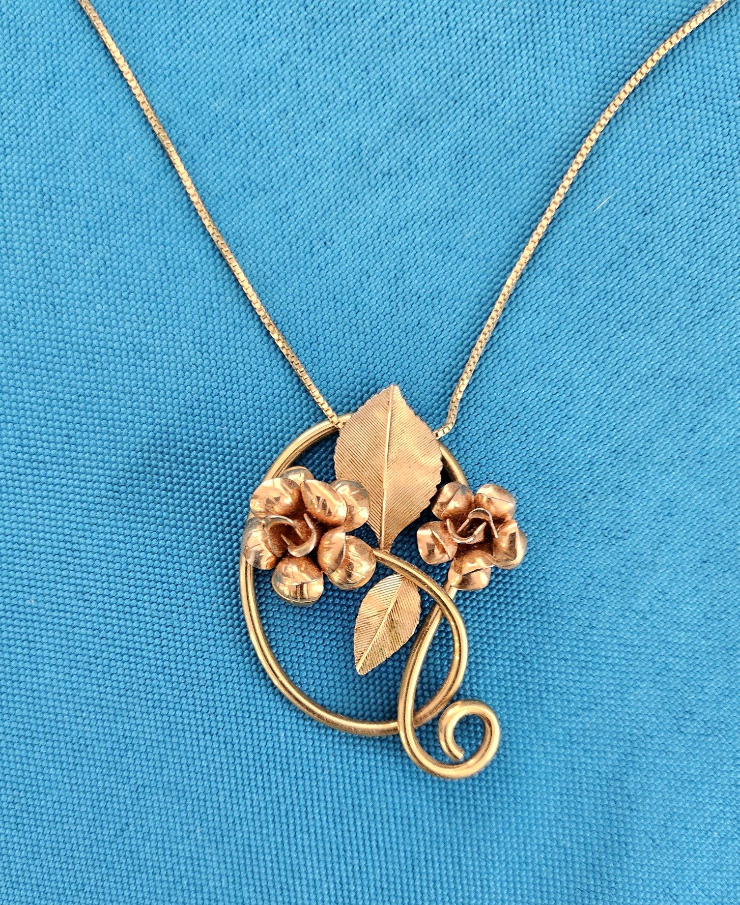 Unknown Sterling Silver/Vermeil Pendact Necklace, Stamped, Krementz or Black Hills Gold For Sale