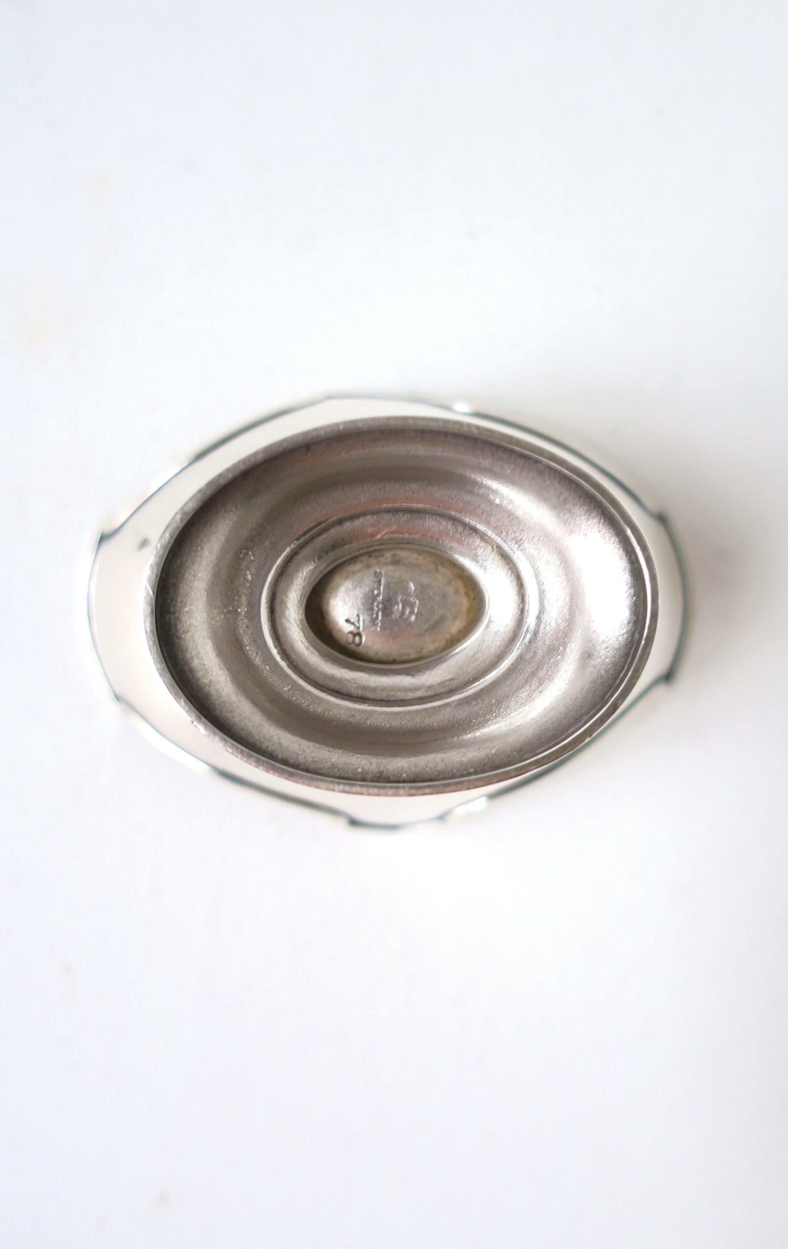 Vaso in argento sterling in vendita 3