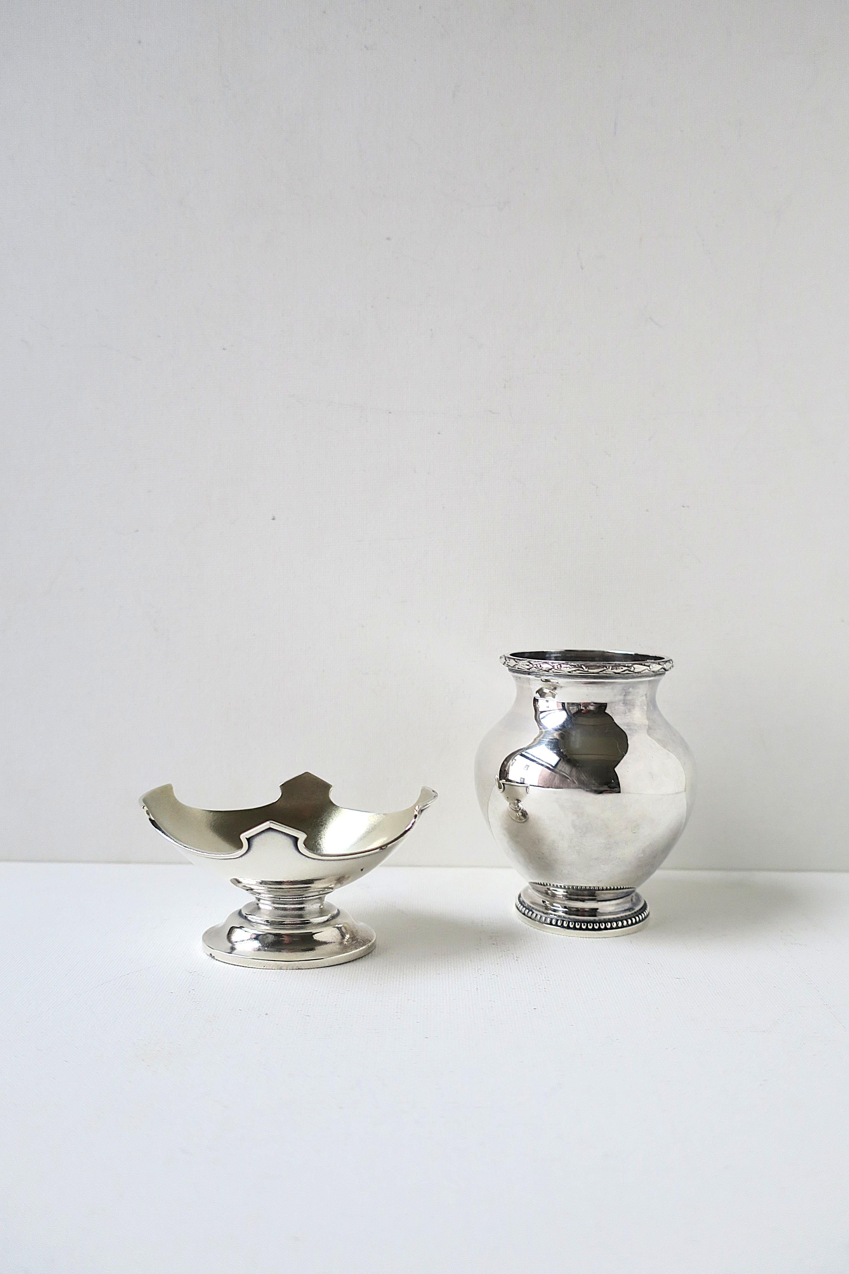 Gotico Vaso in argento sterling in vendita