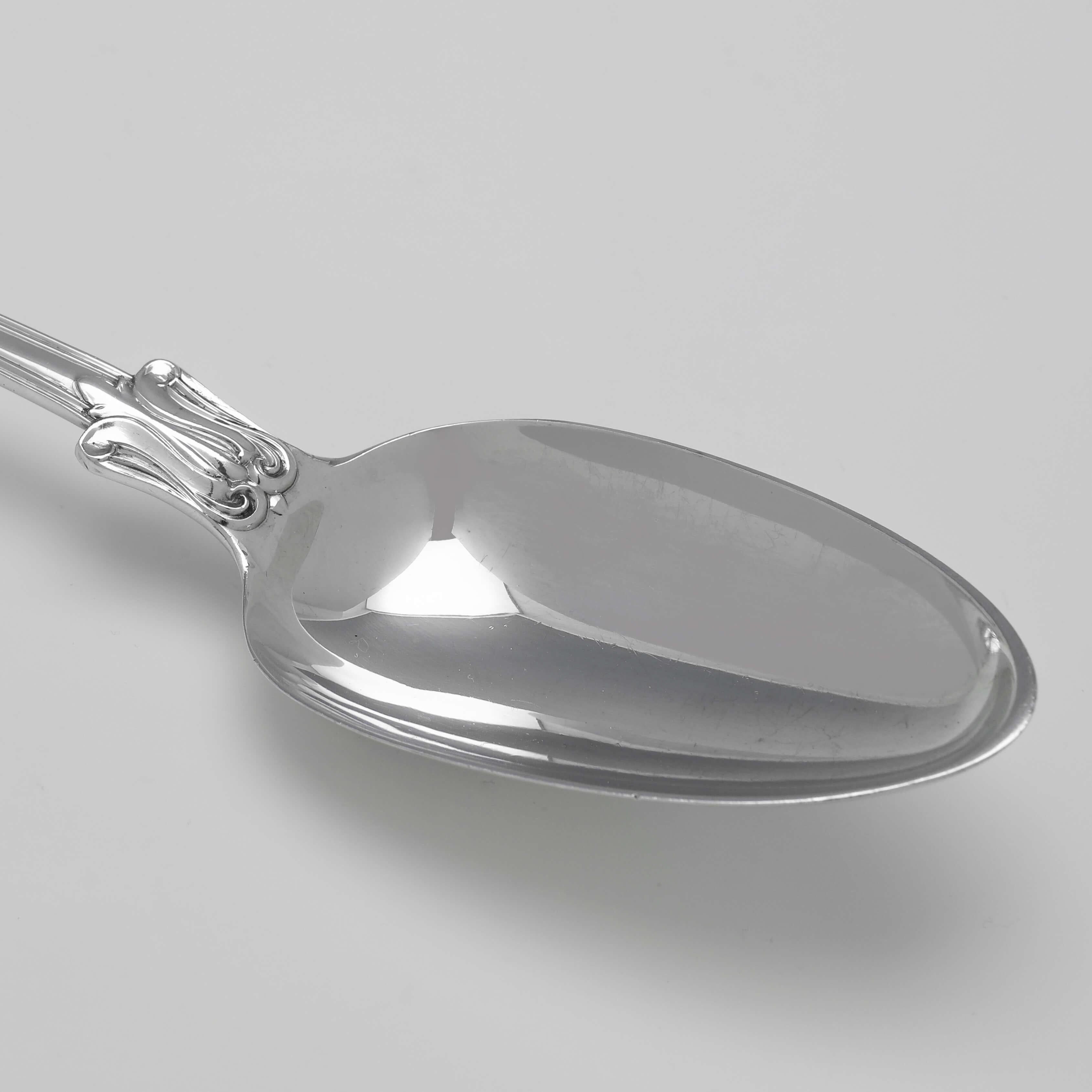 Victorian Sterling Silver 'Victoria' Pattern Basting Spoon - London 1855 For Sale