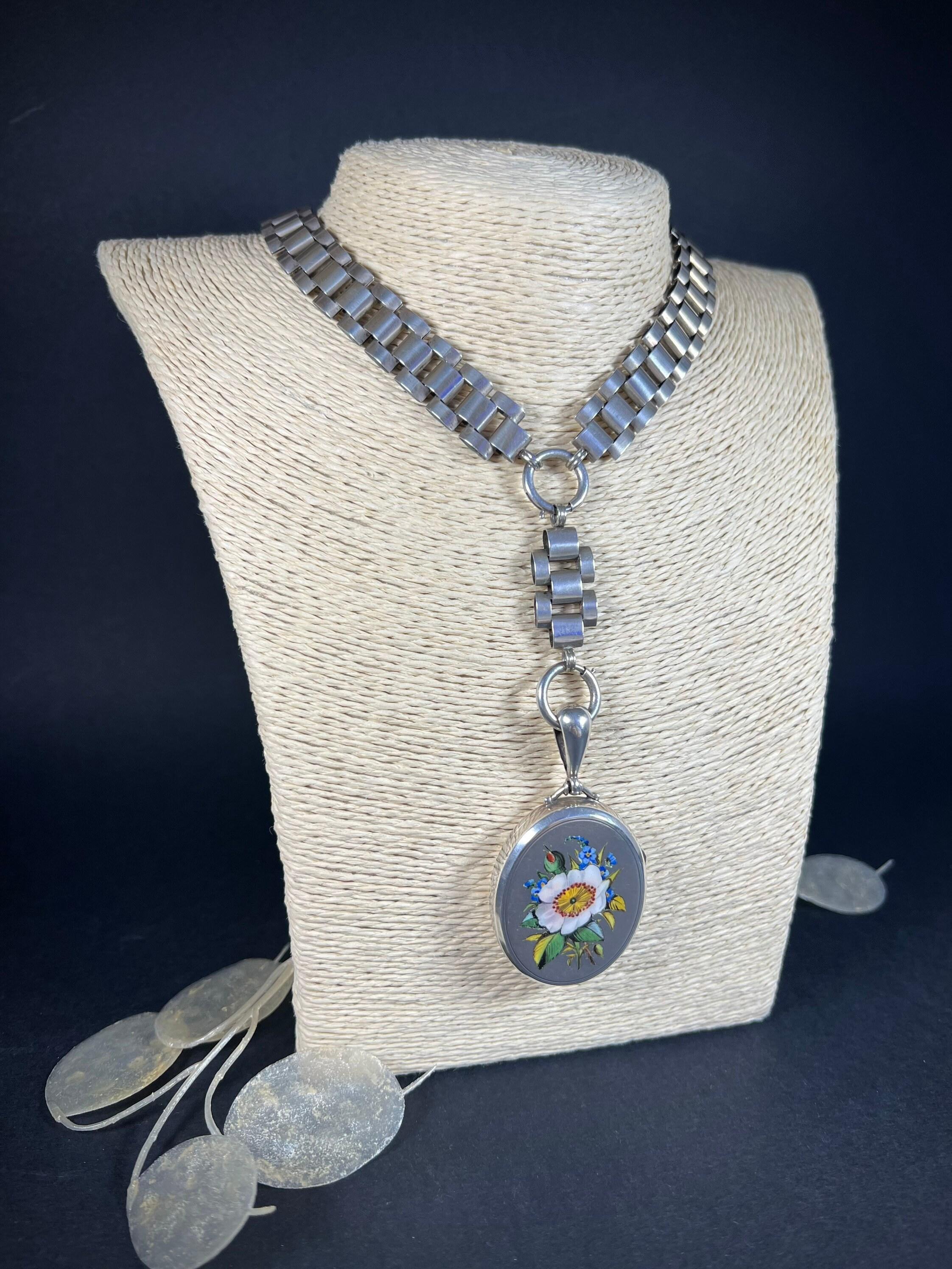 Sterling Silver Victorian Book Chain Collar Enamel Locket Necklace original Box 1