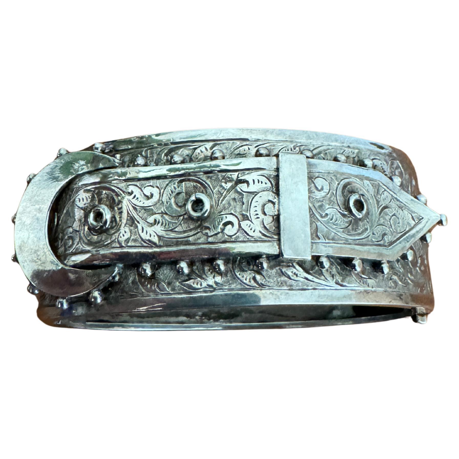 Bracciale con fibbia vittoriano in argento sterling, circa 1880, floreale in vendita