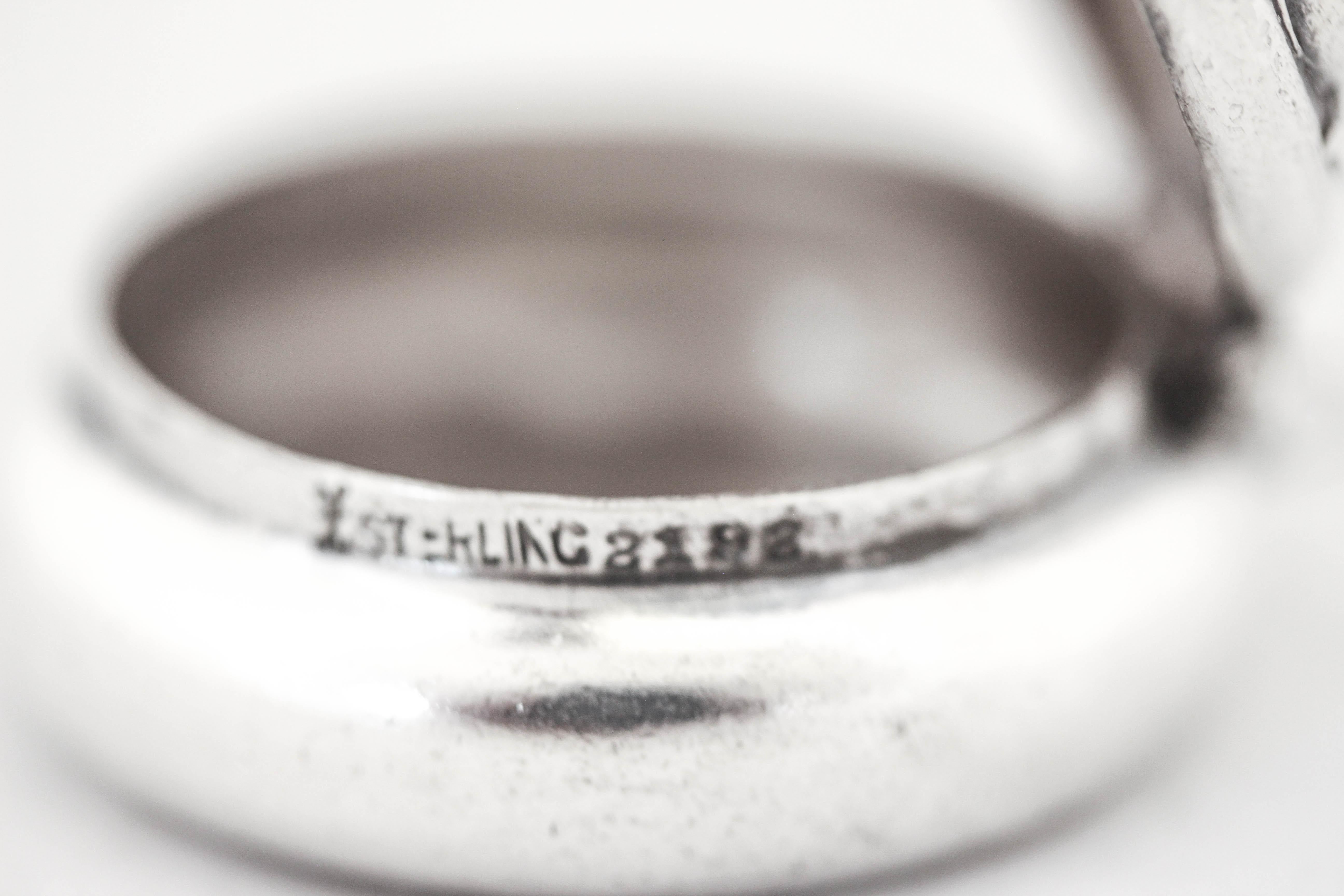 Viktorianische Pillbox aus Sterlingsilber im Zustand „Hervorragend“ im Angebot in Brooklyn, NY