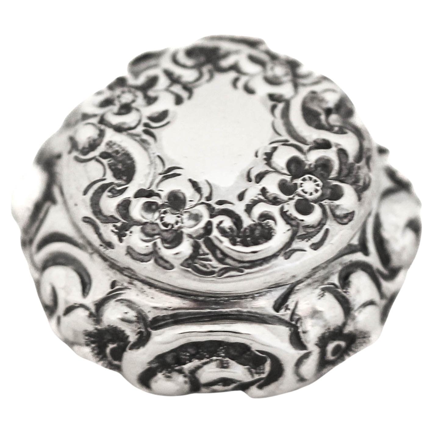 Boîte à pilules victorienne en argent sterling