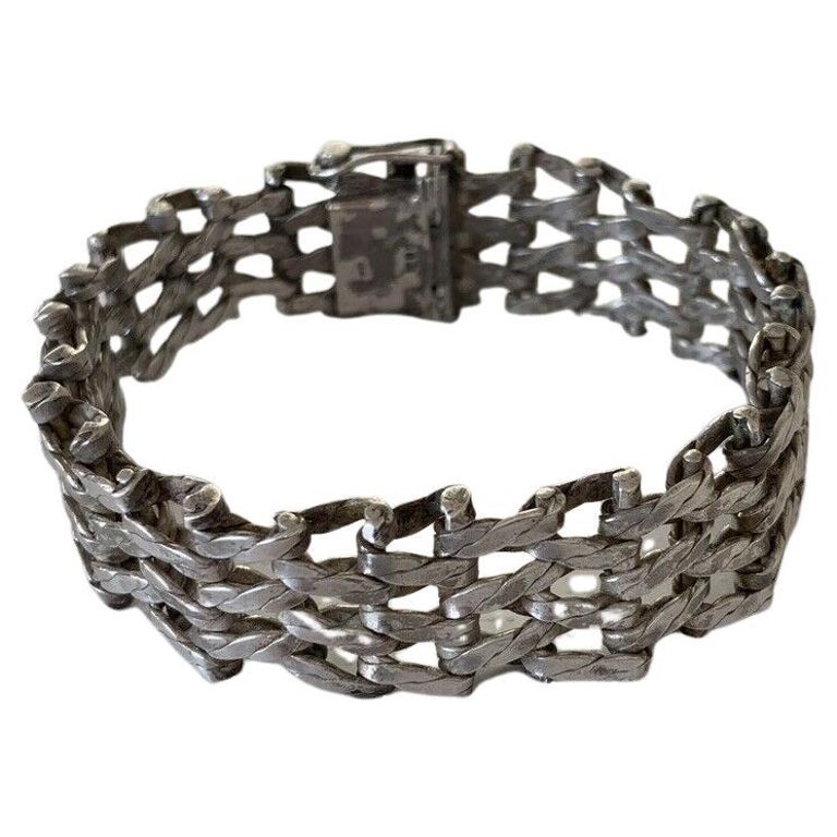 Sterling Silver Vintage Basket Weave Bracelet Dated 1970s For Sale at
