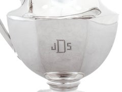 Pichet à eau en argent sterling