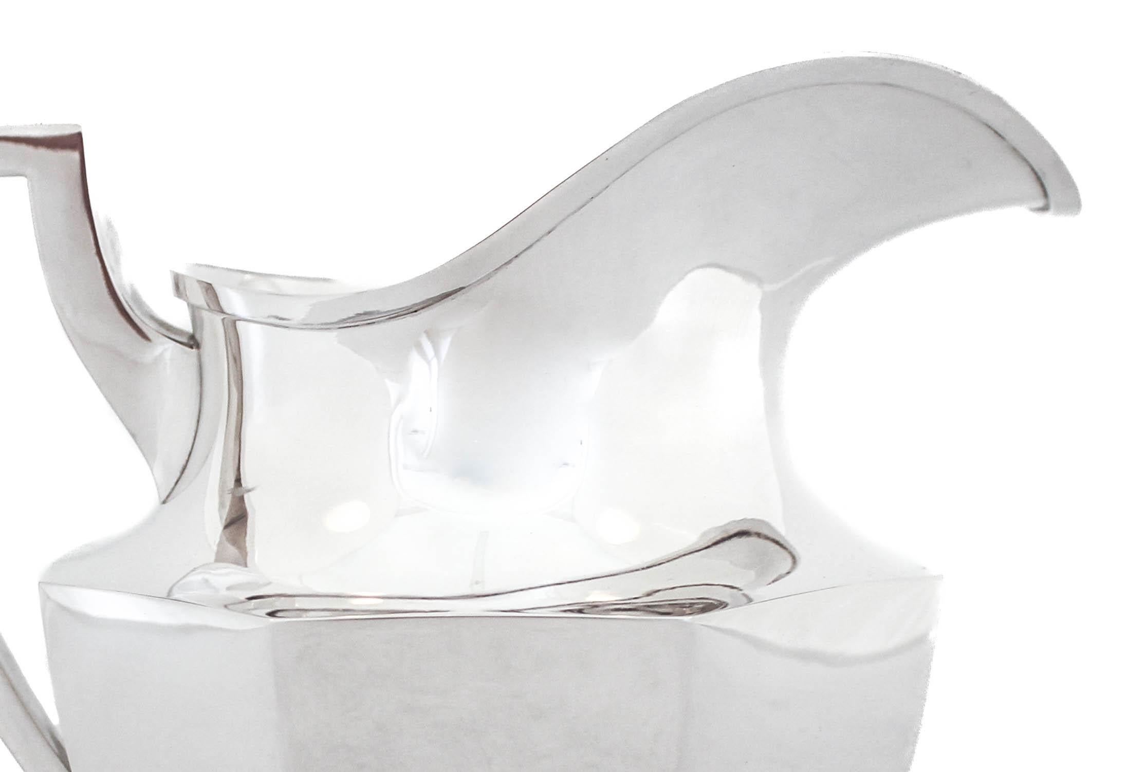 Jarra de agua de plata de ley Estadounidense en venta