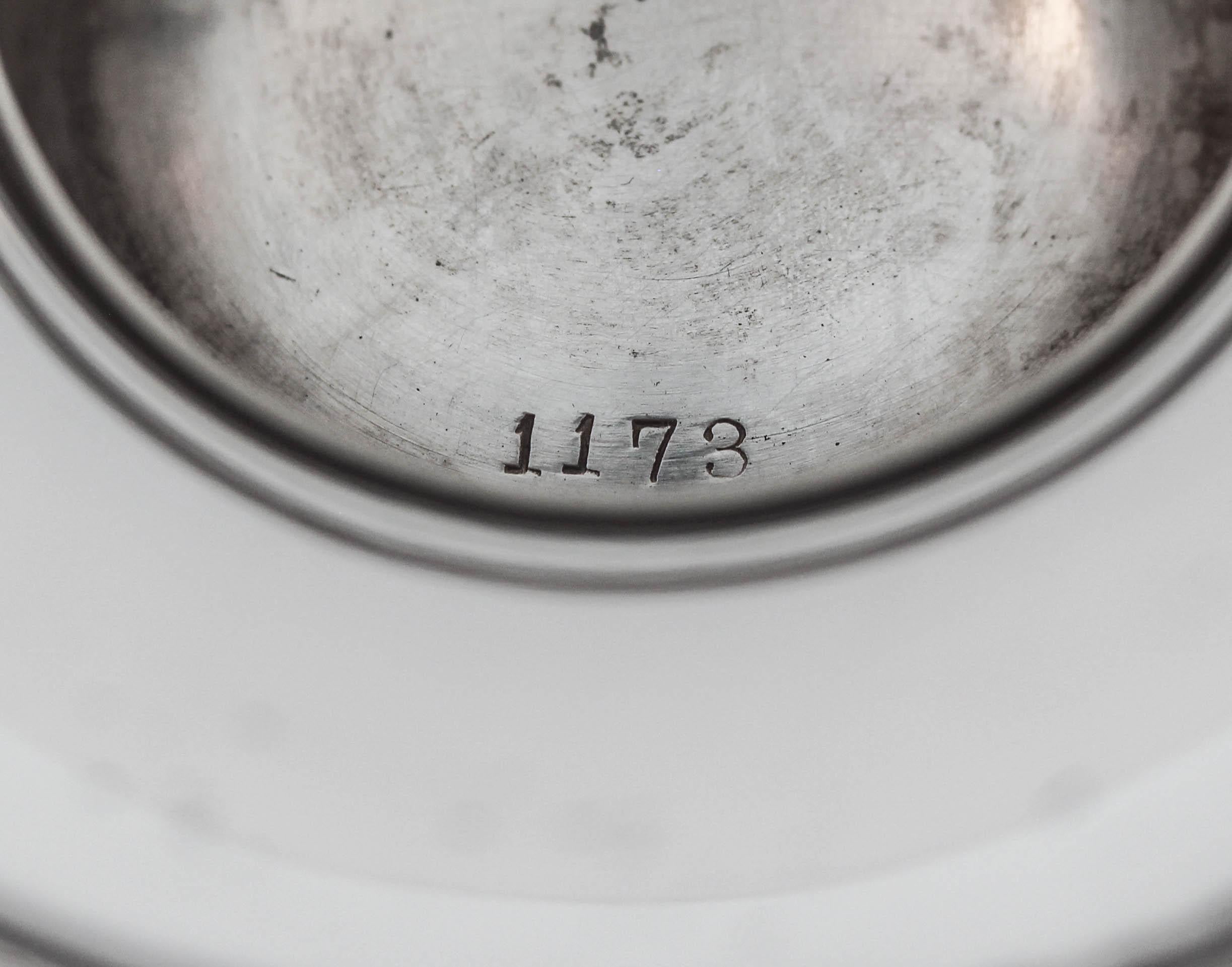Jarra de agua de plata de ley Plata esterlina en venta