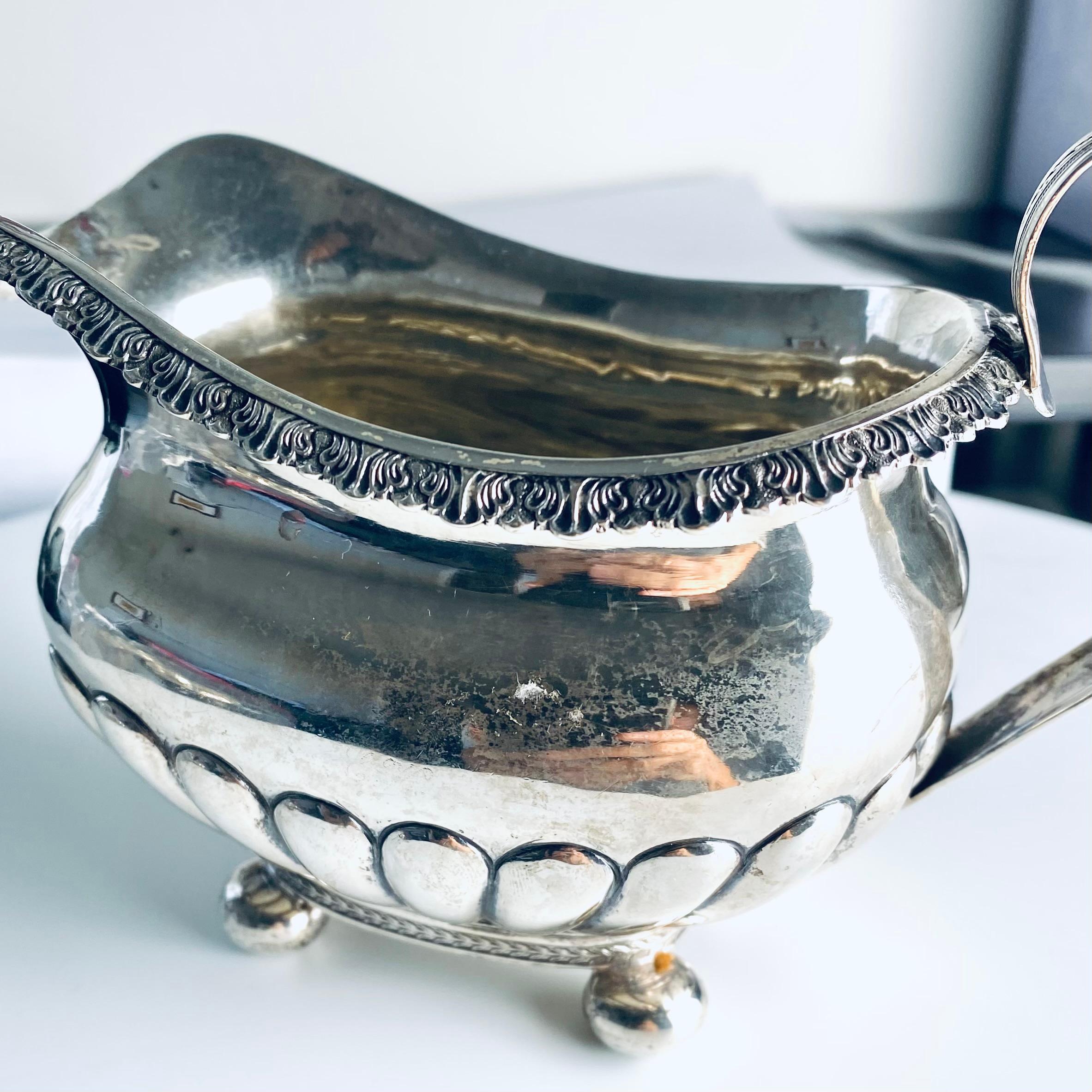 Art Déco Brocca in argento sterling con marchi di fonderia in vendita