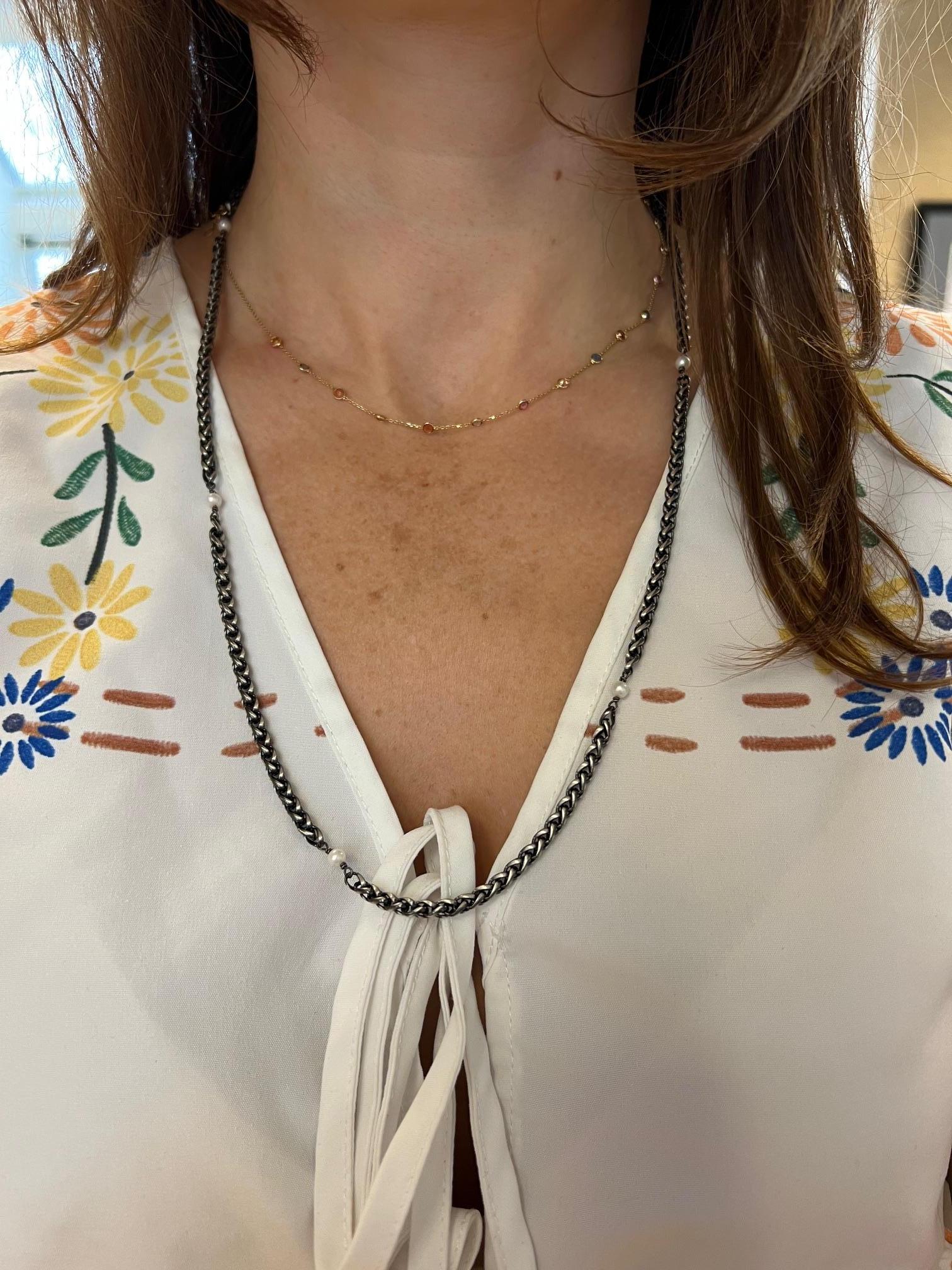 Femenino o masculino Collar de perlas blancas con cadena de trigo de plata de ley 26 en venta