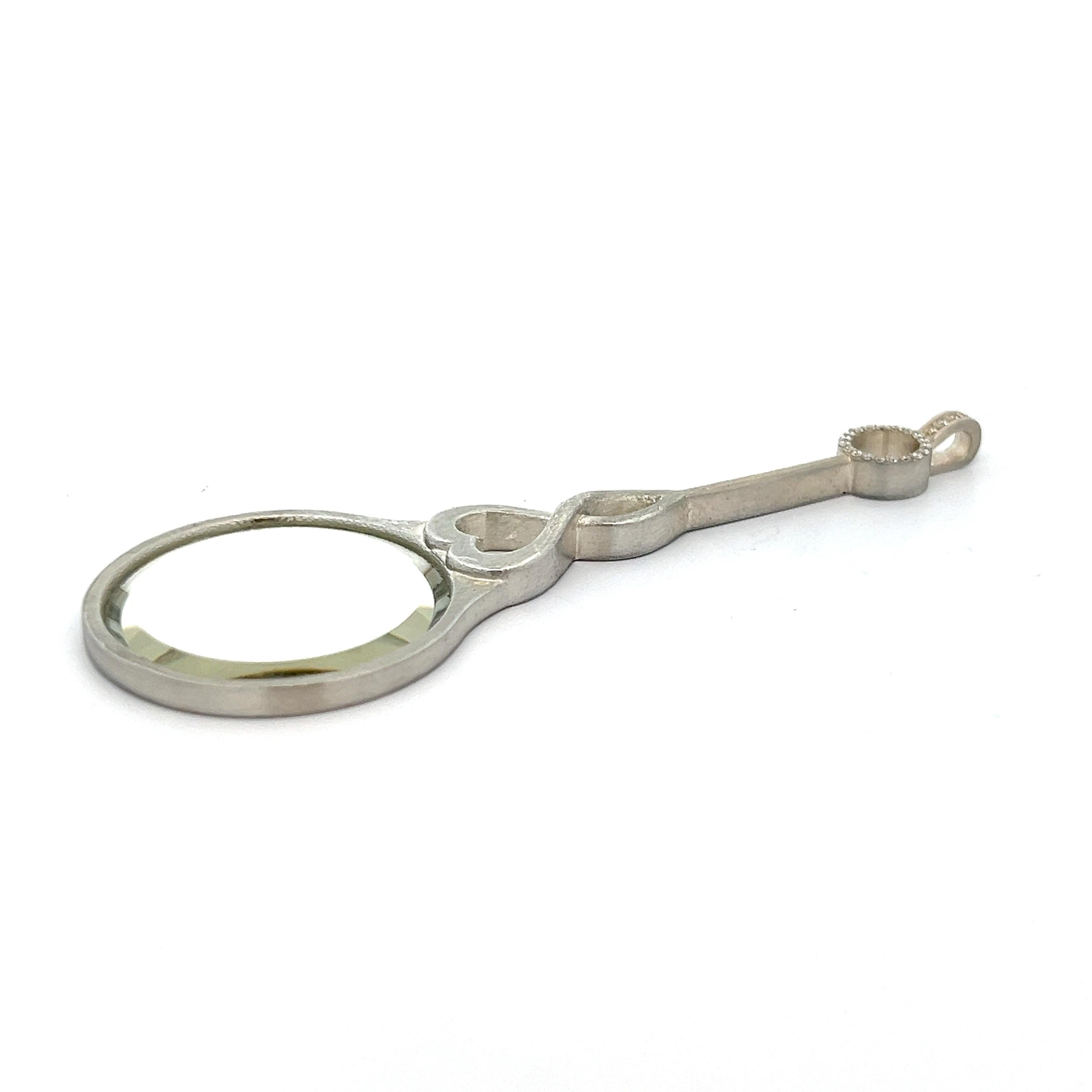 Ciondolo a specchio con diamanti bianchi in argento sterling in vendita 2