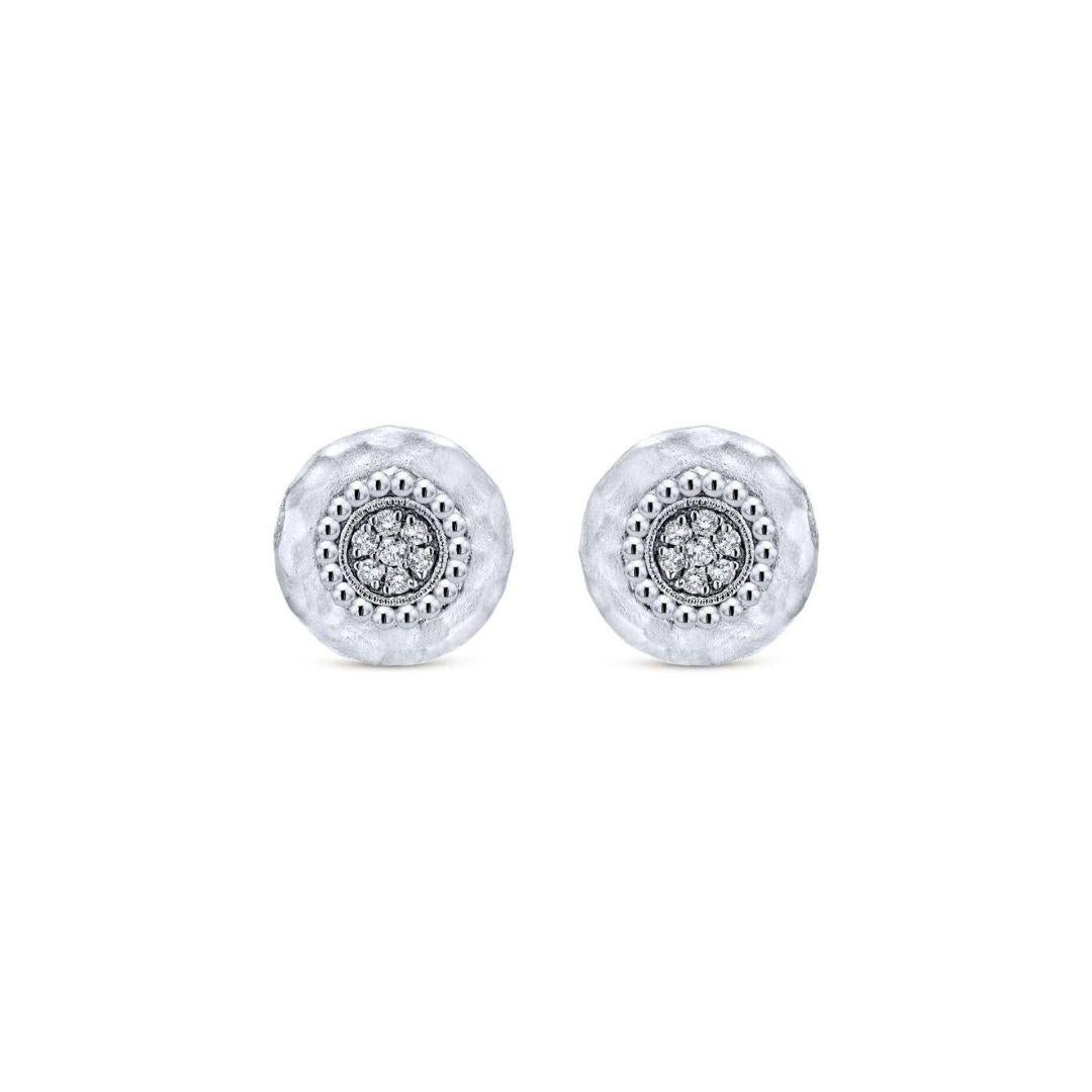 Sterling Silver, White Sapphires and Hammered Finish Stud Earring In New Condition For Sale In Stamford, CT