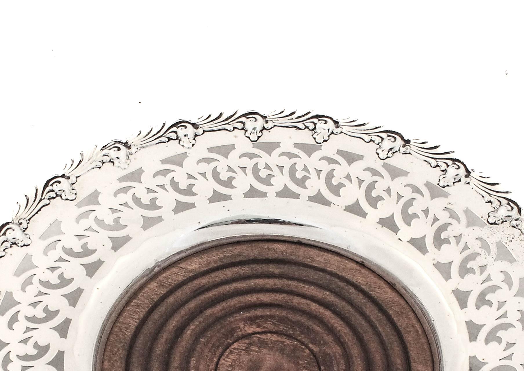 Sterling Silver Wine Coaster In Excellent Condition For Sale In Brooklyn, NY