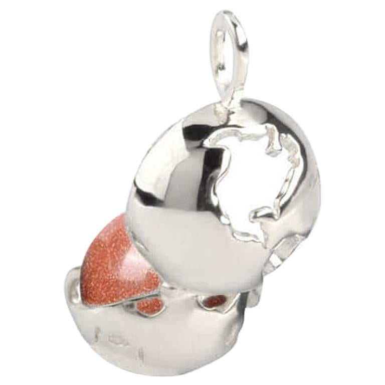 Sterling Silver World Globe Locket - Golden Sandstone For Sale