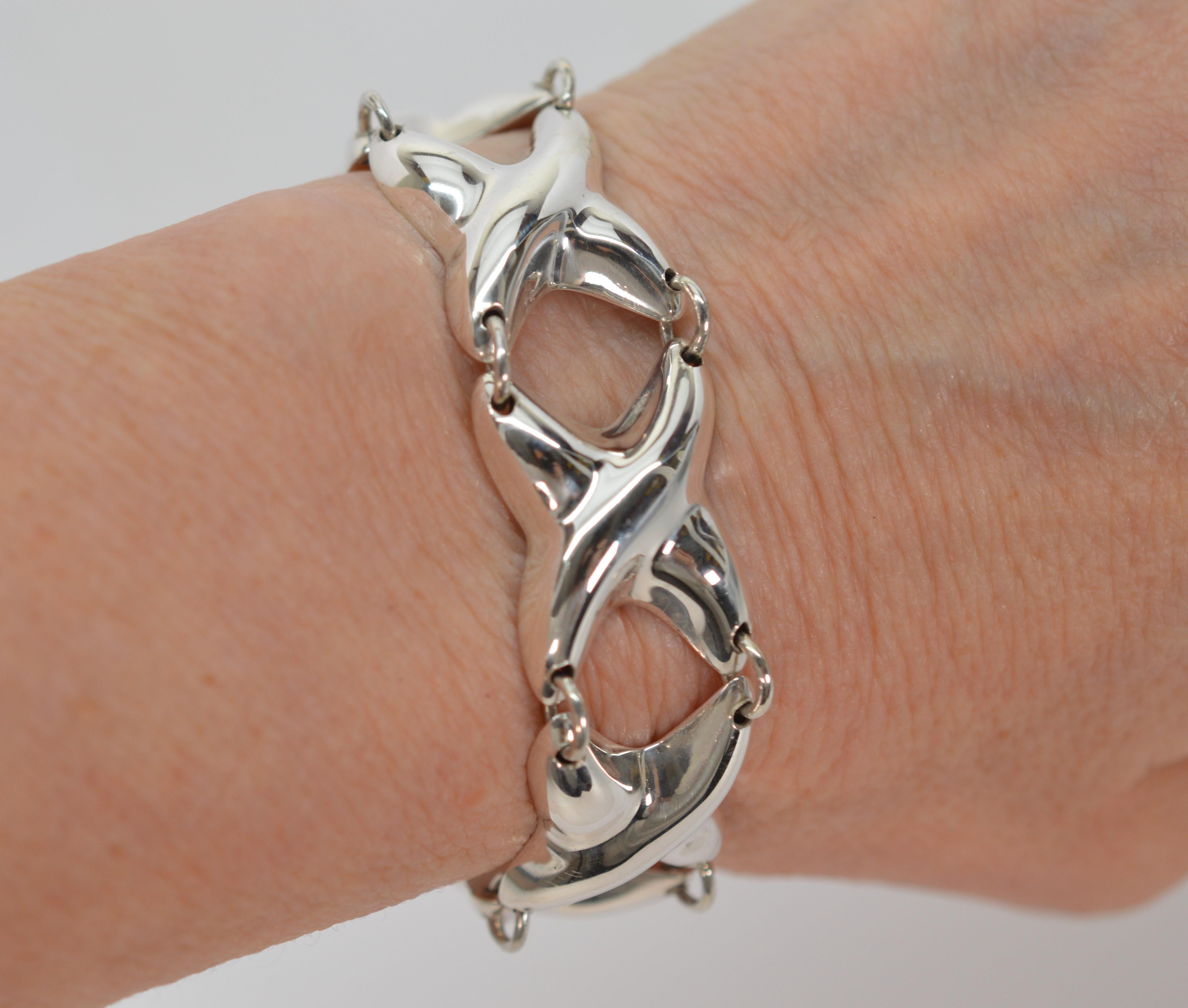 Sterling Silver X Puff Link Bracelet In Good Condition For Sale In Mount Kisco, NY