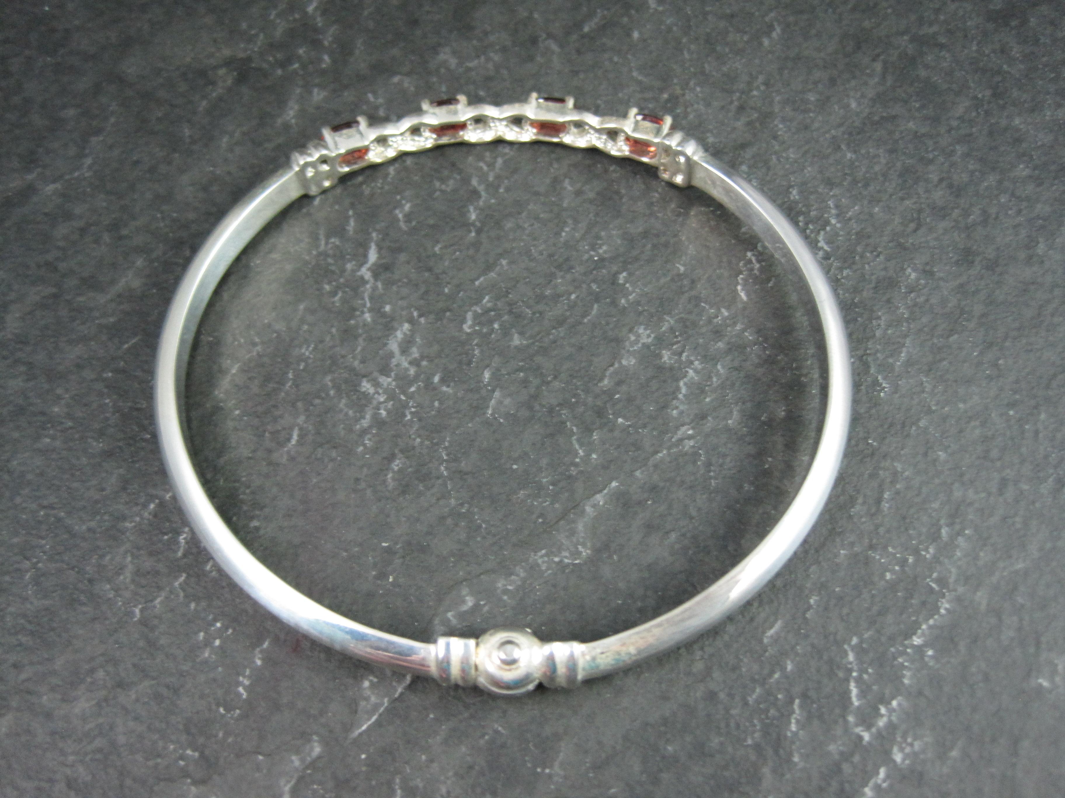 Sterling Silver XO Garnet Bangle Bracelet 7.5 Inches In Good Condition For Sale In Webster, SD