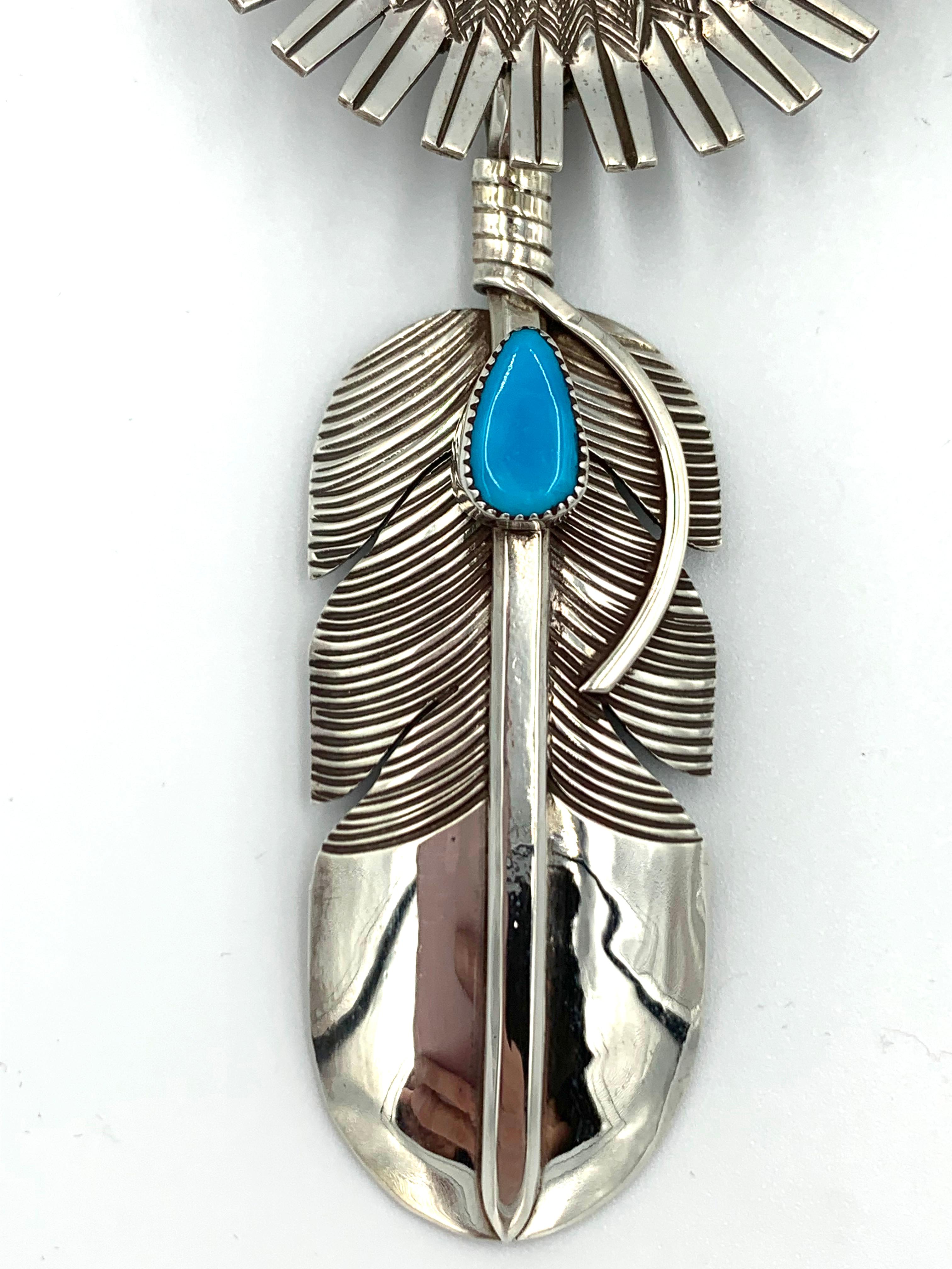 Collier/Broche Sunface and Feather de l'orfèvre Navajo Nelson Morgan Neuf - En vente à Scottsdale, AZ