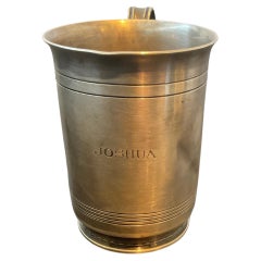 Taza Tiffany de plata con la inscripción Joshua