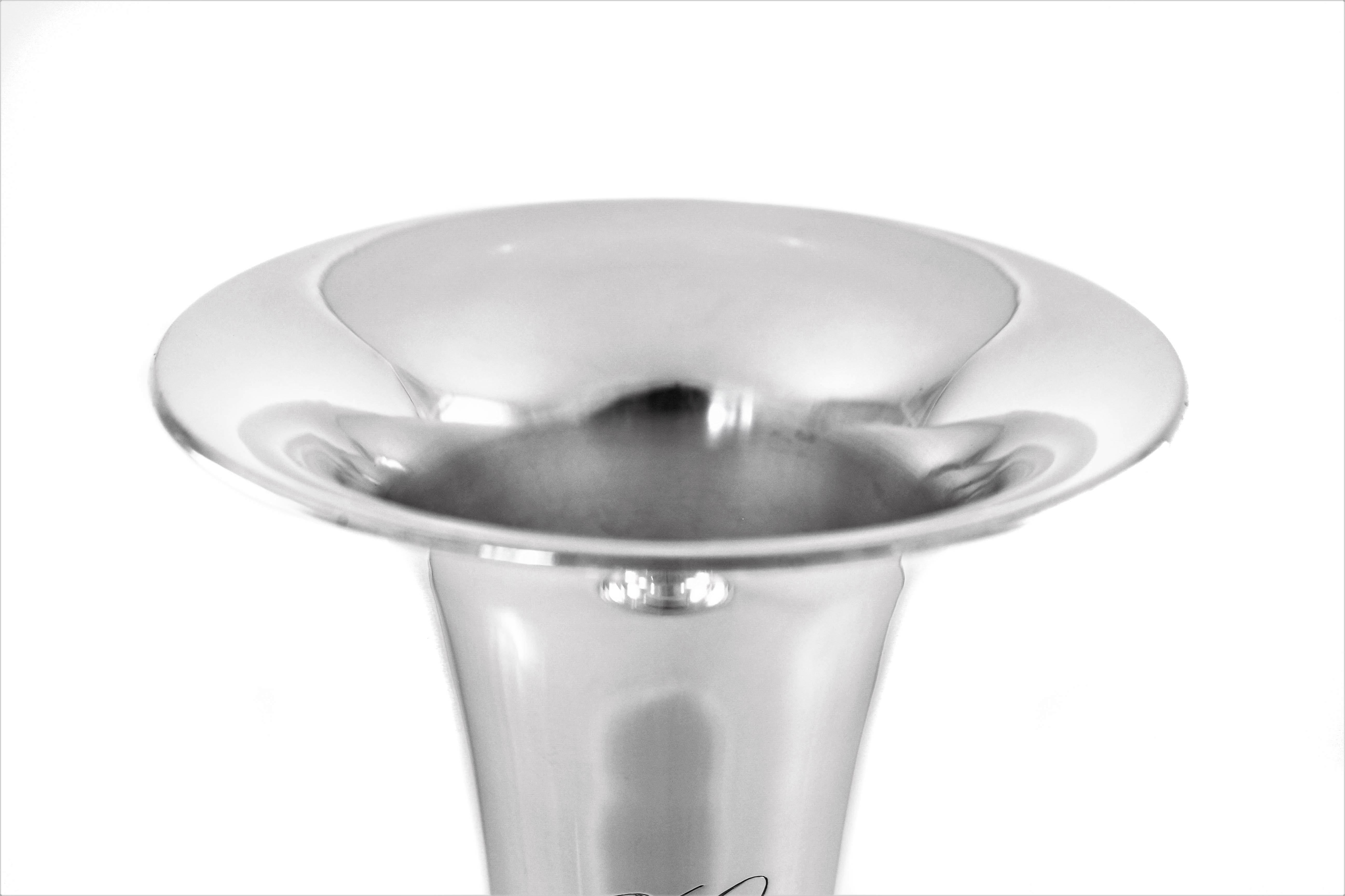 Sterling Trompetenvase (Mitte des 20. Jahrhunderts) im Angebot